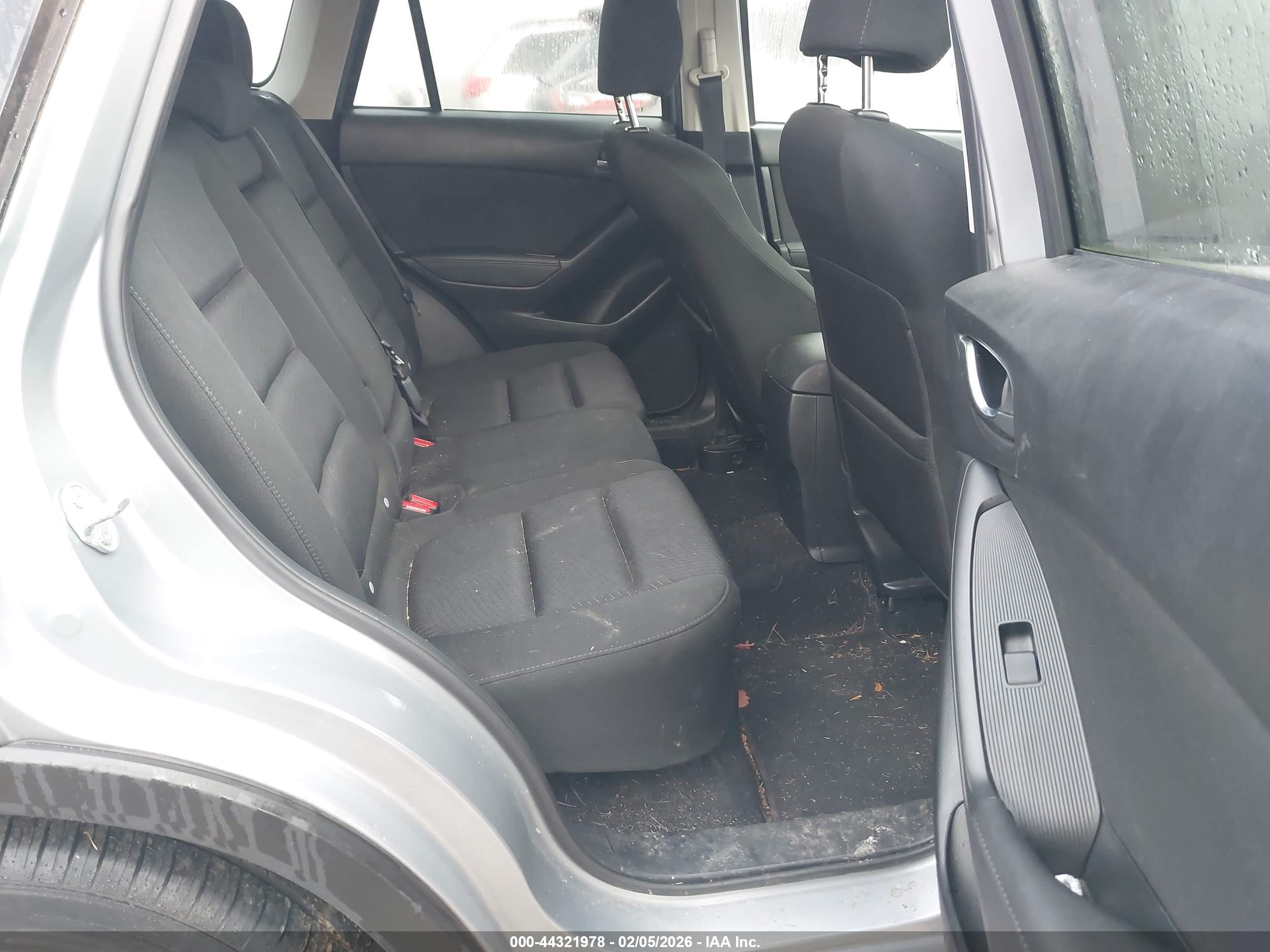 MAZDA CX-5 image 8