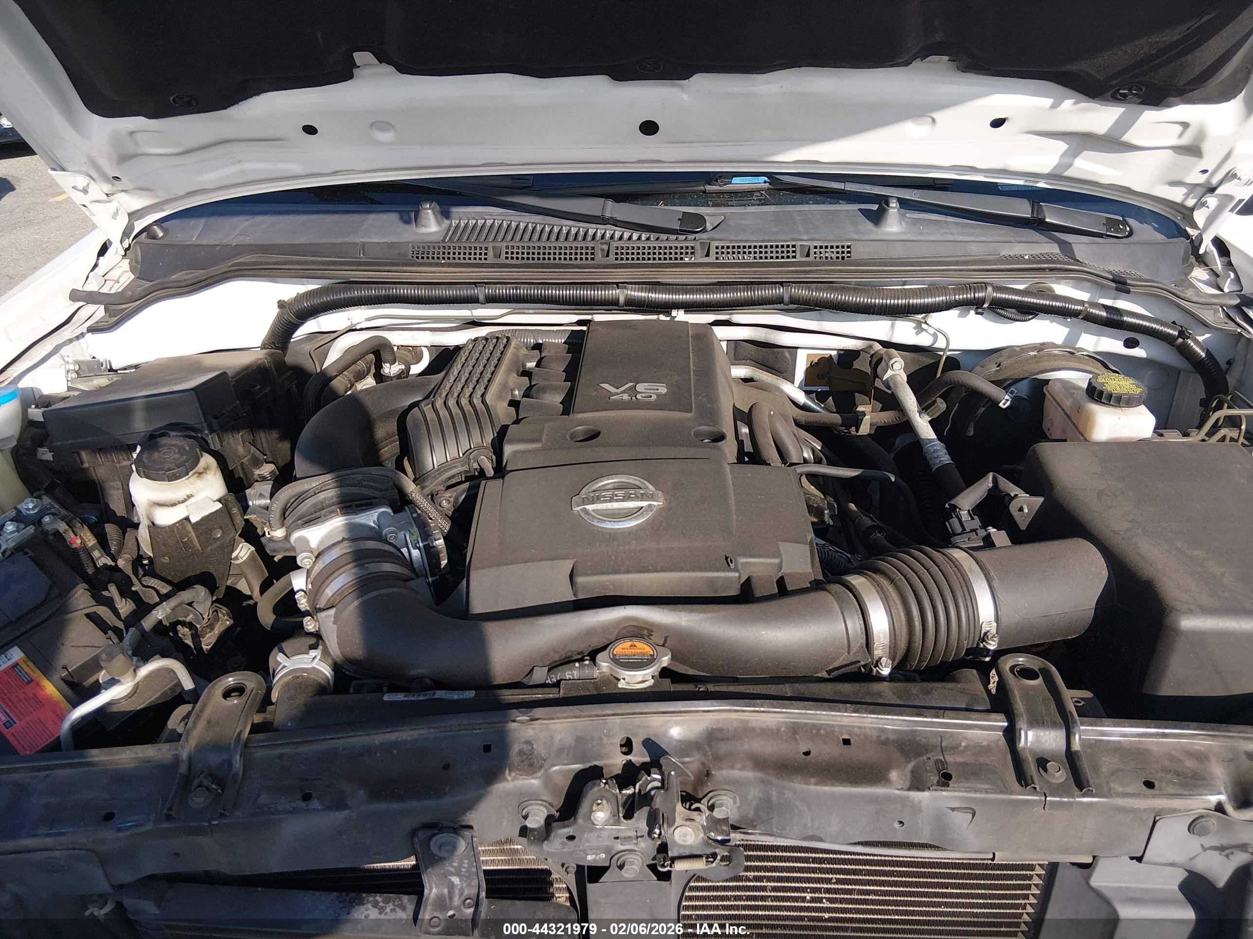 NISSAN FRONTIER image 10