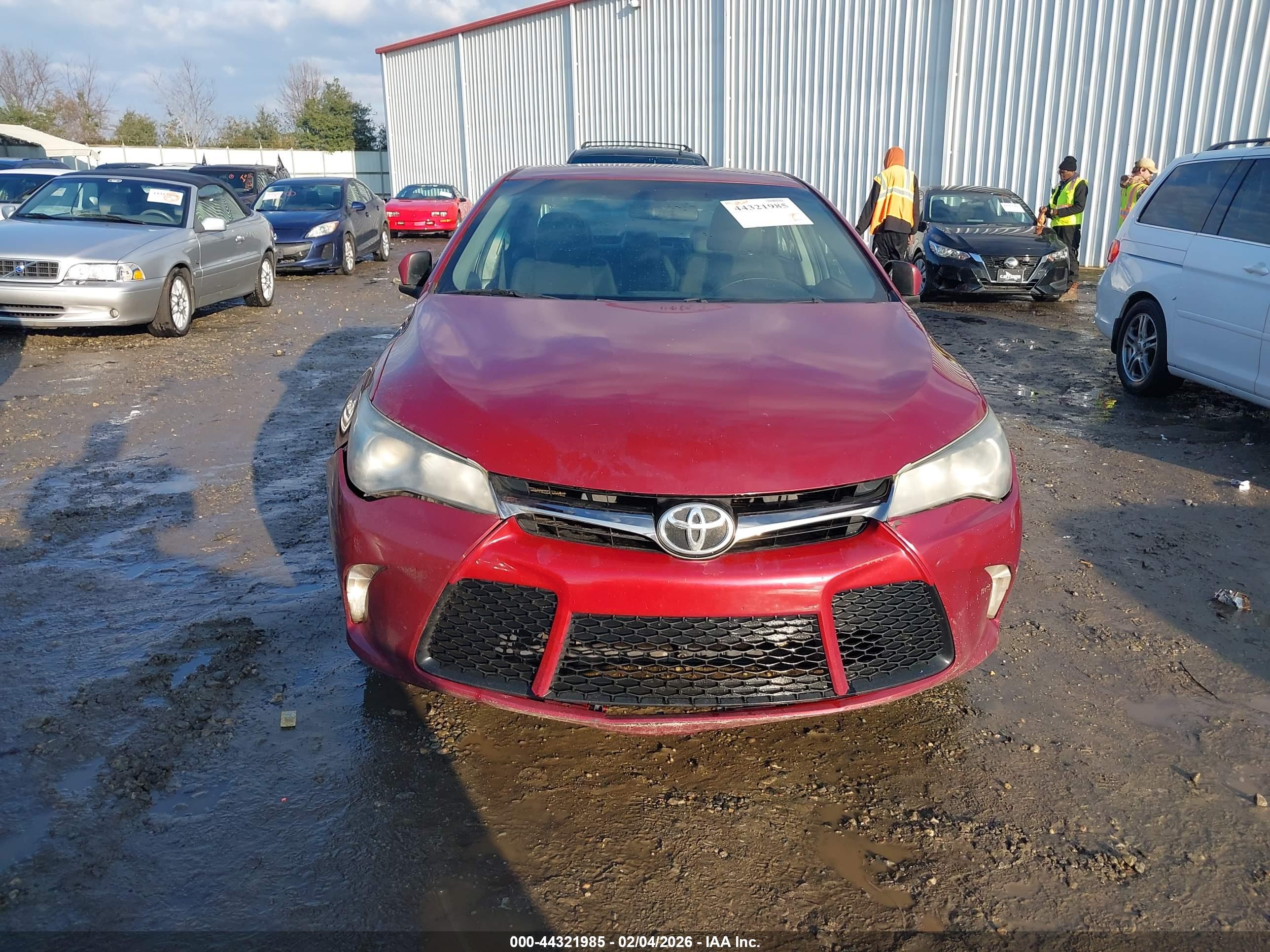 TOYOTA CAMRY image 6