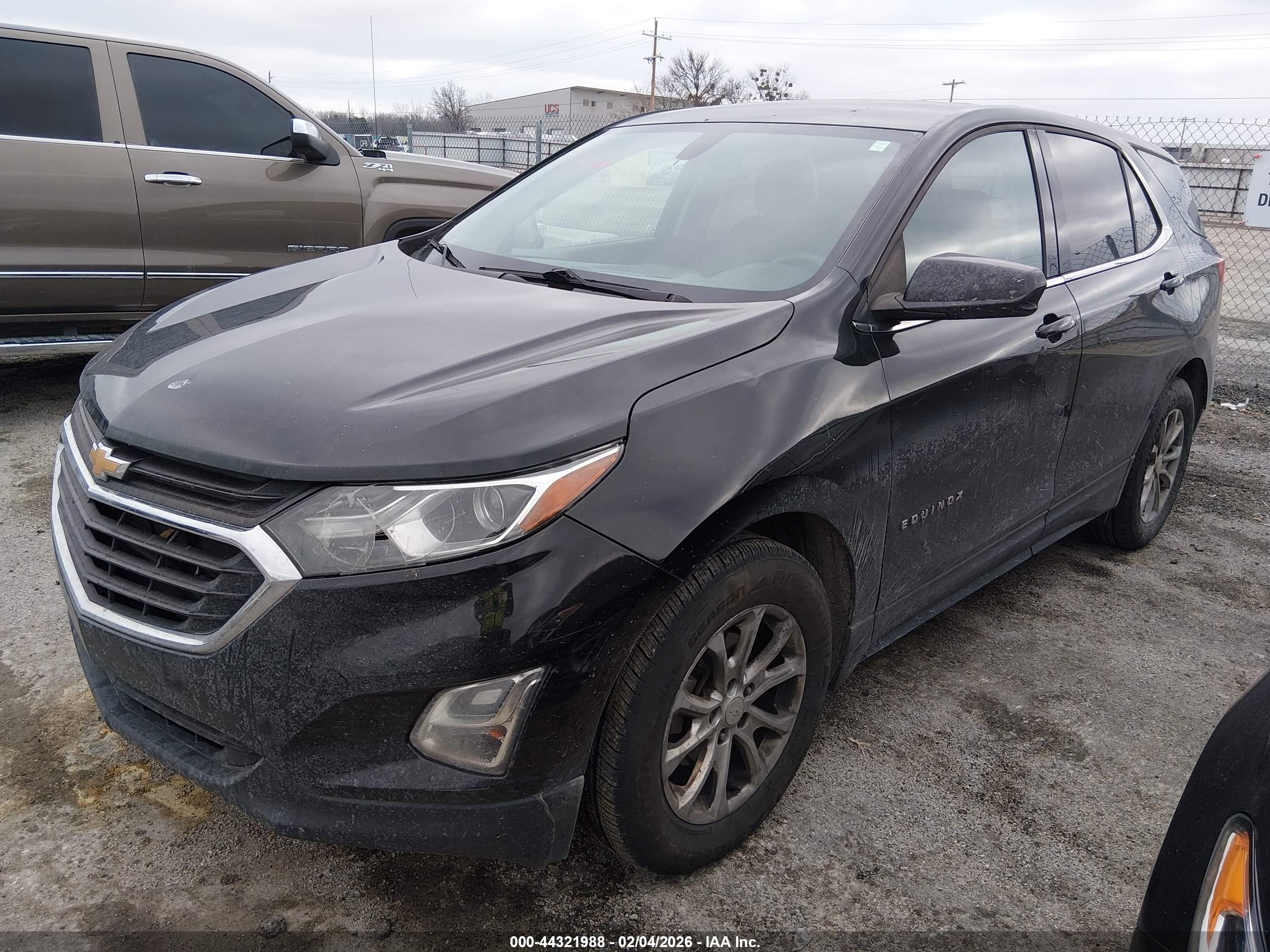 CHEVROLET EQUINOX image 2