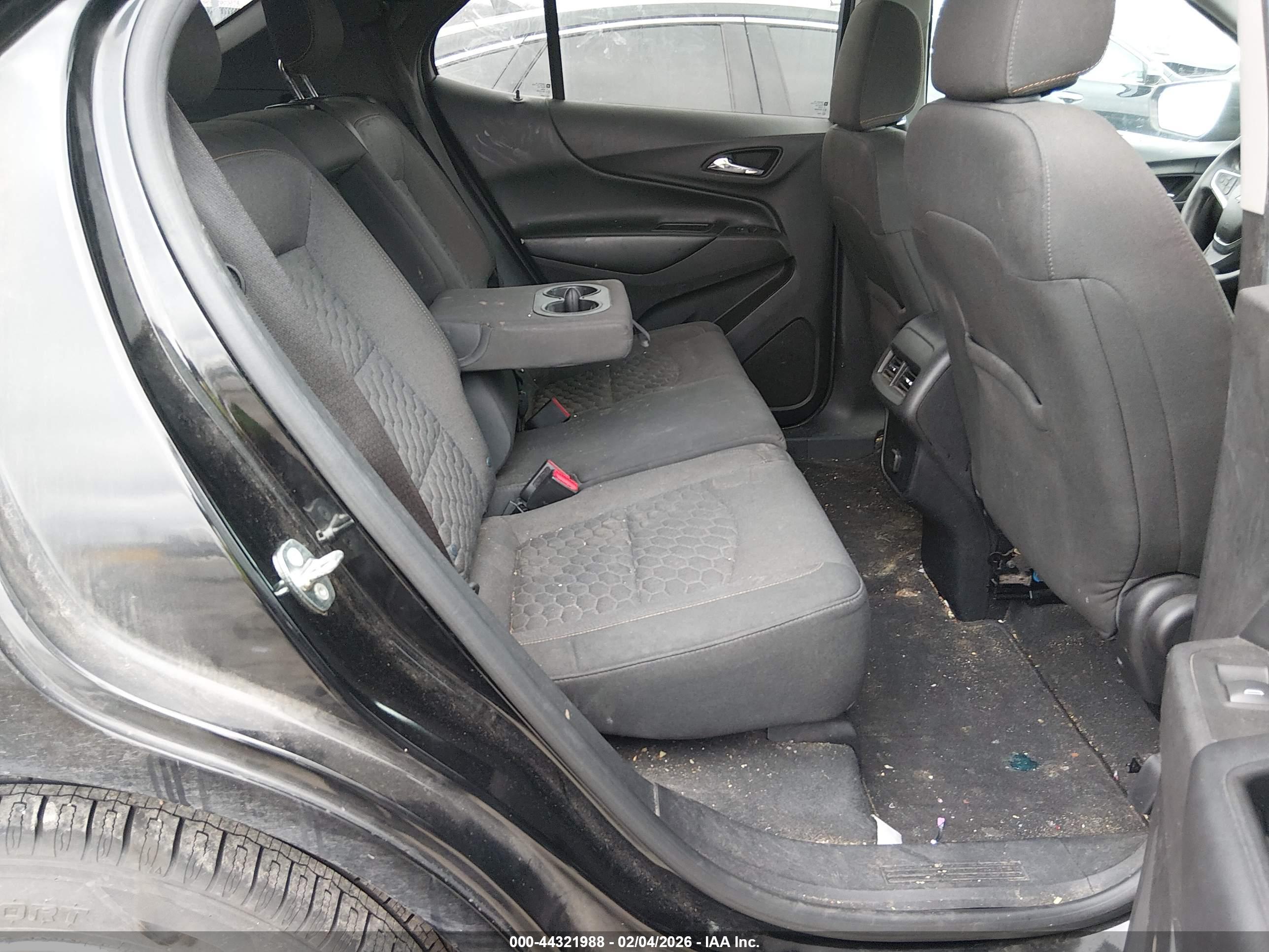 CHEVROLET EQUINOX image 8