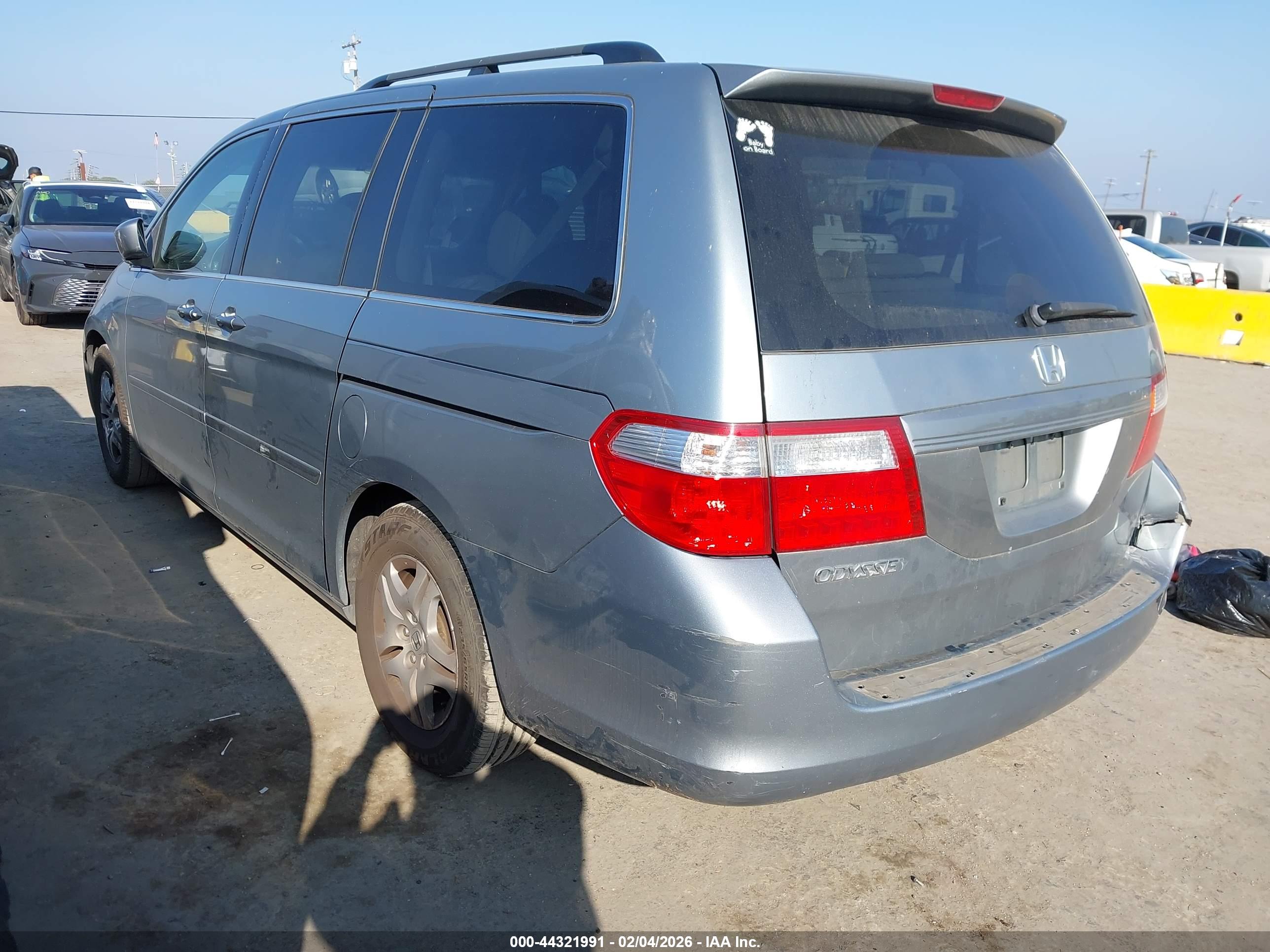 HONDA ODYSSEY image 3