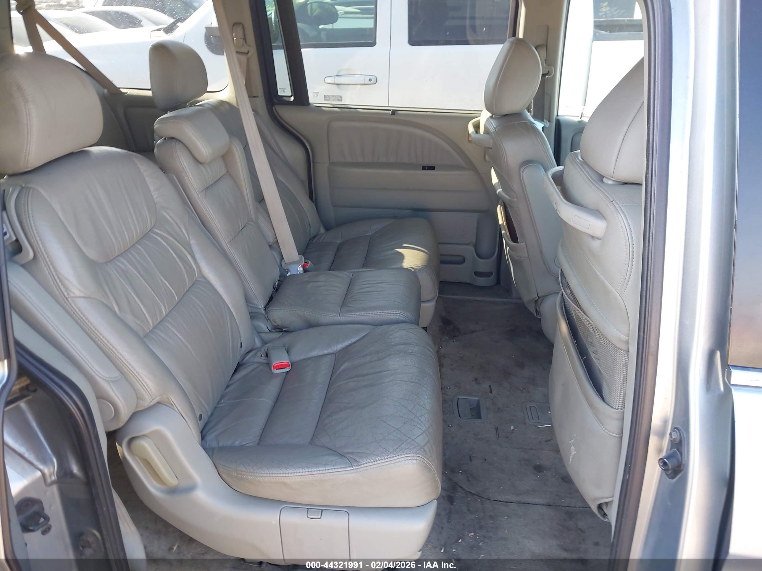 HONDA ODYSSEY image 8