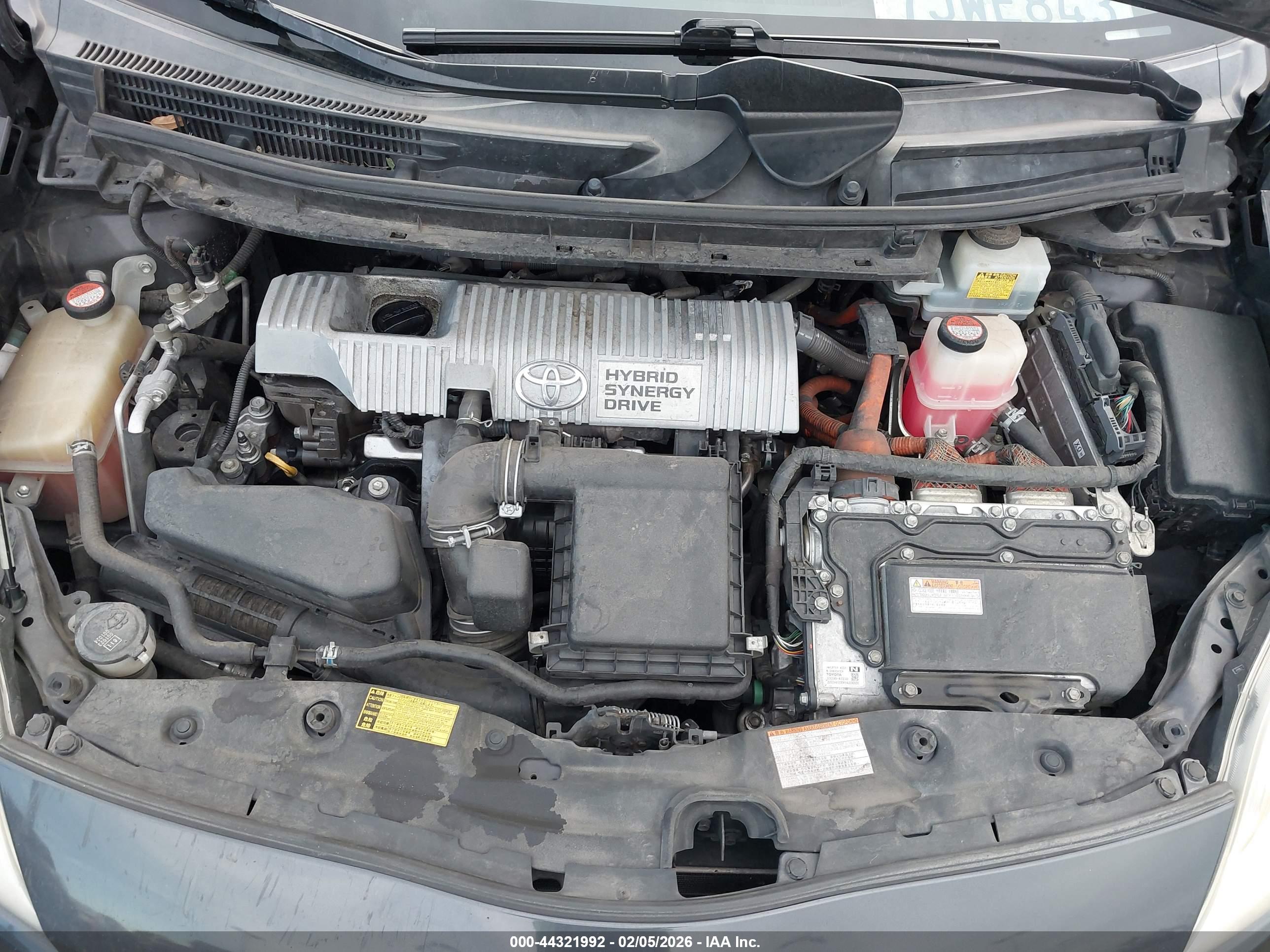 TOYOTA PRIUS image 10