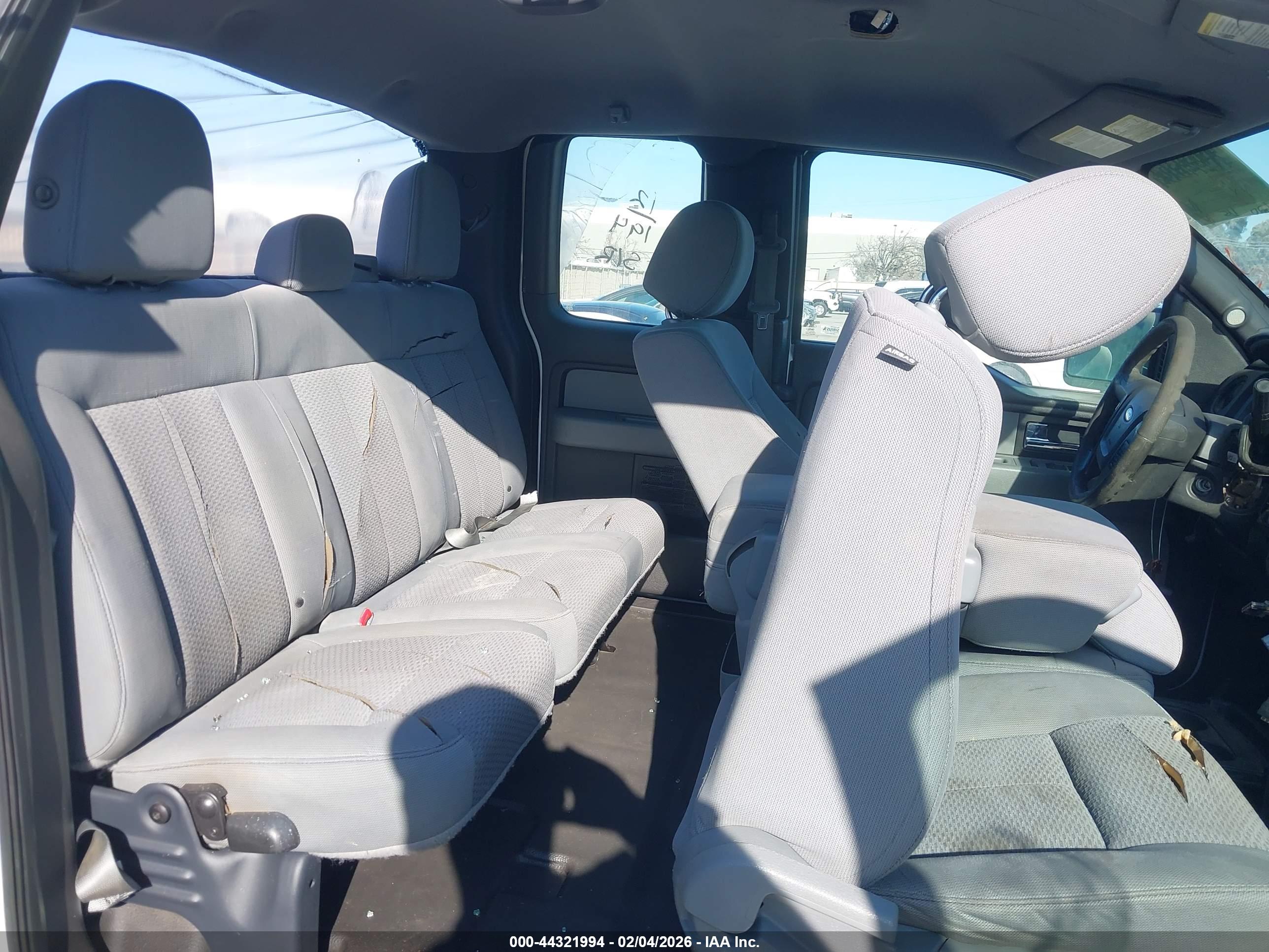 FORD F-150 image 8