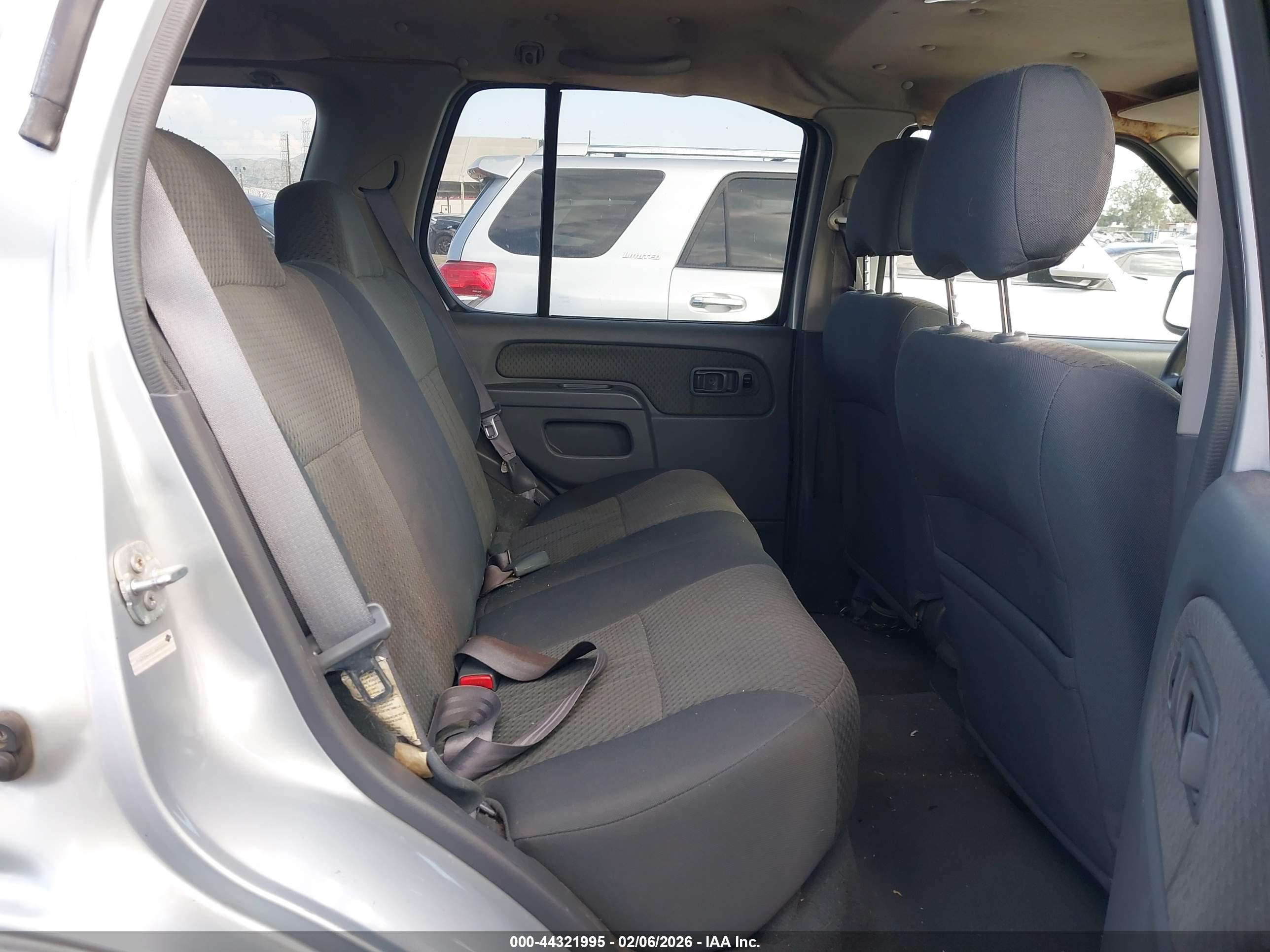 NISSAN XTERRA image 8