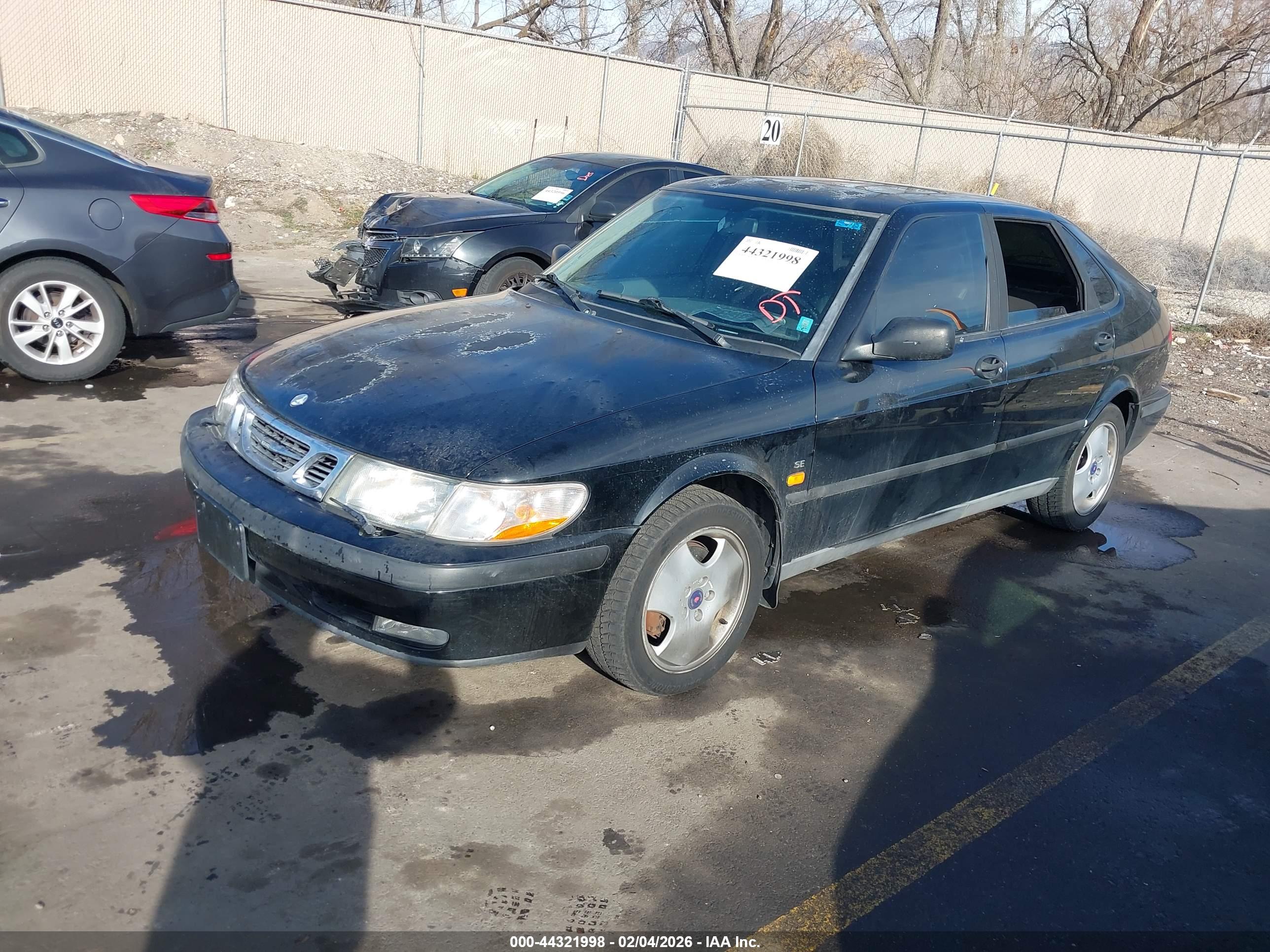 SAAB 9-3 image 2