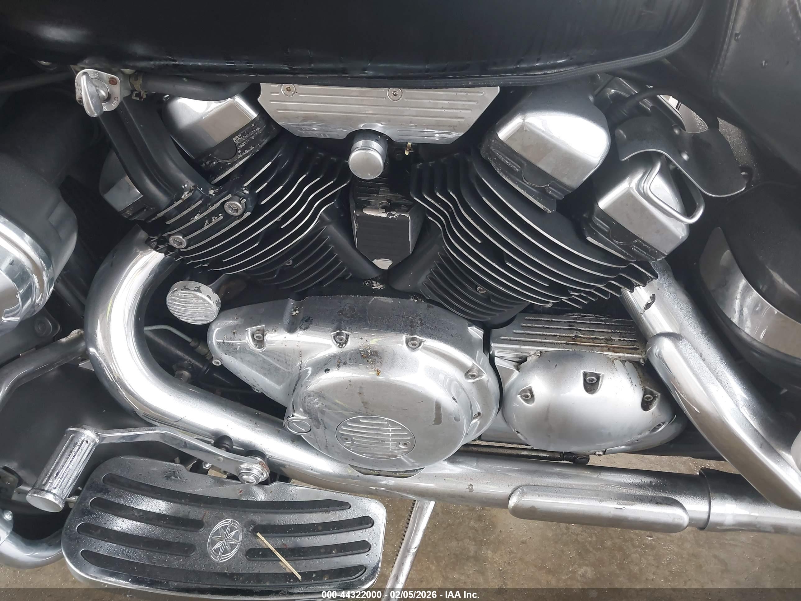 YAMAHA XVZ13 image 9