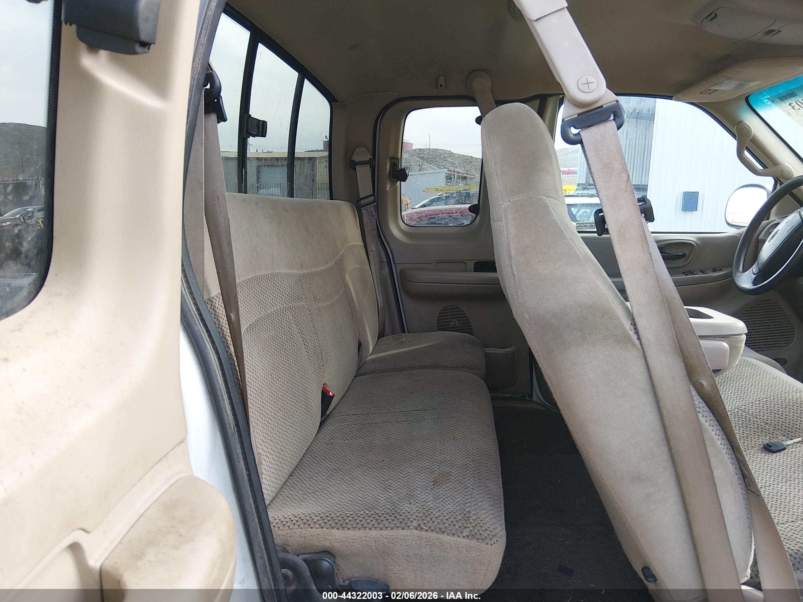 FORD F-150 image 8