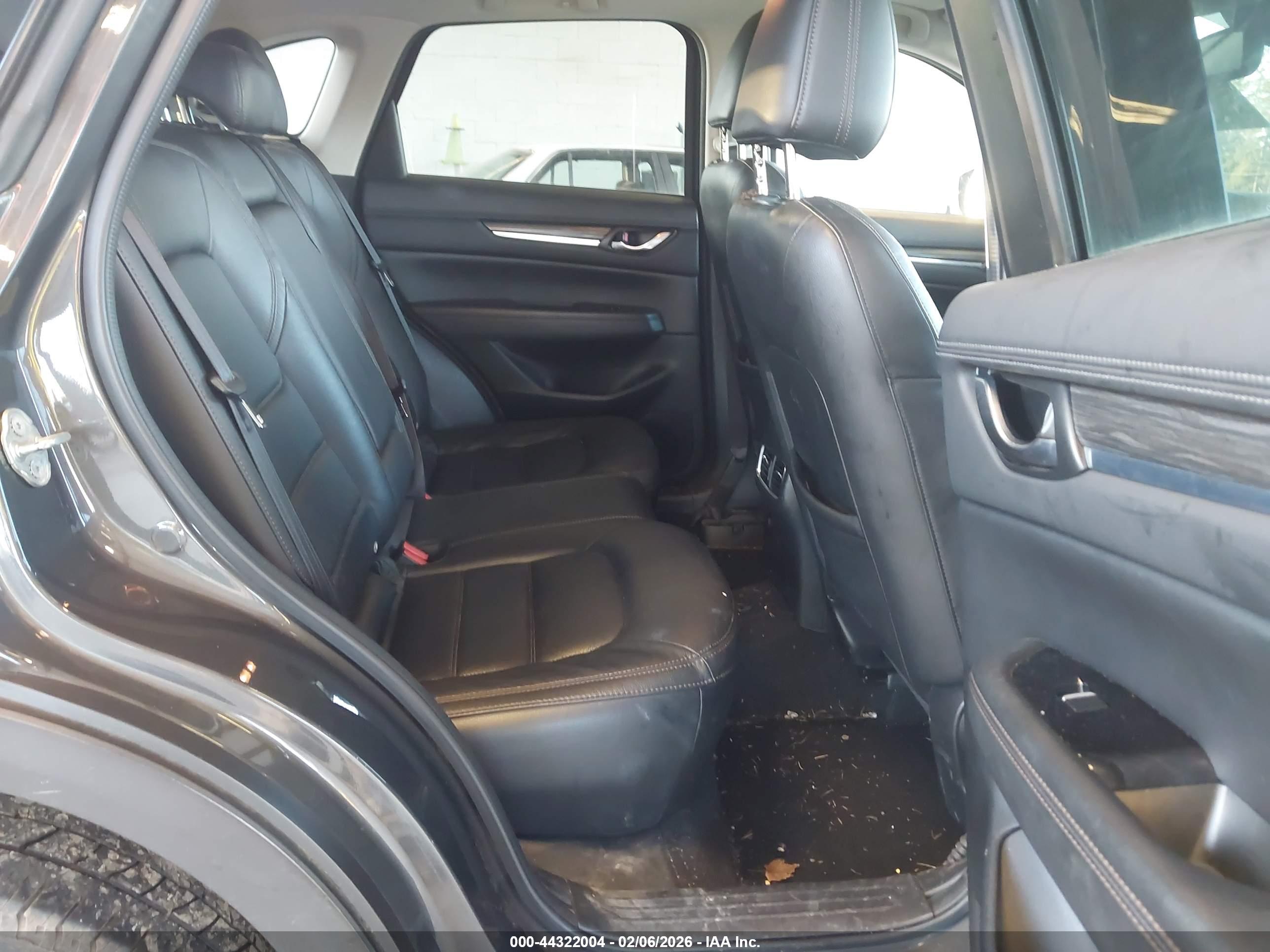 MAZDA CX-5 image 8