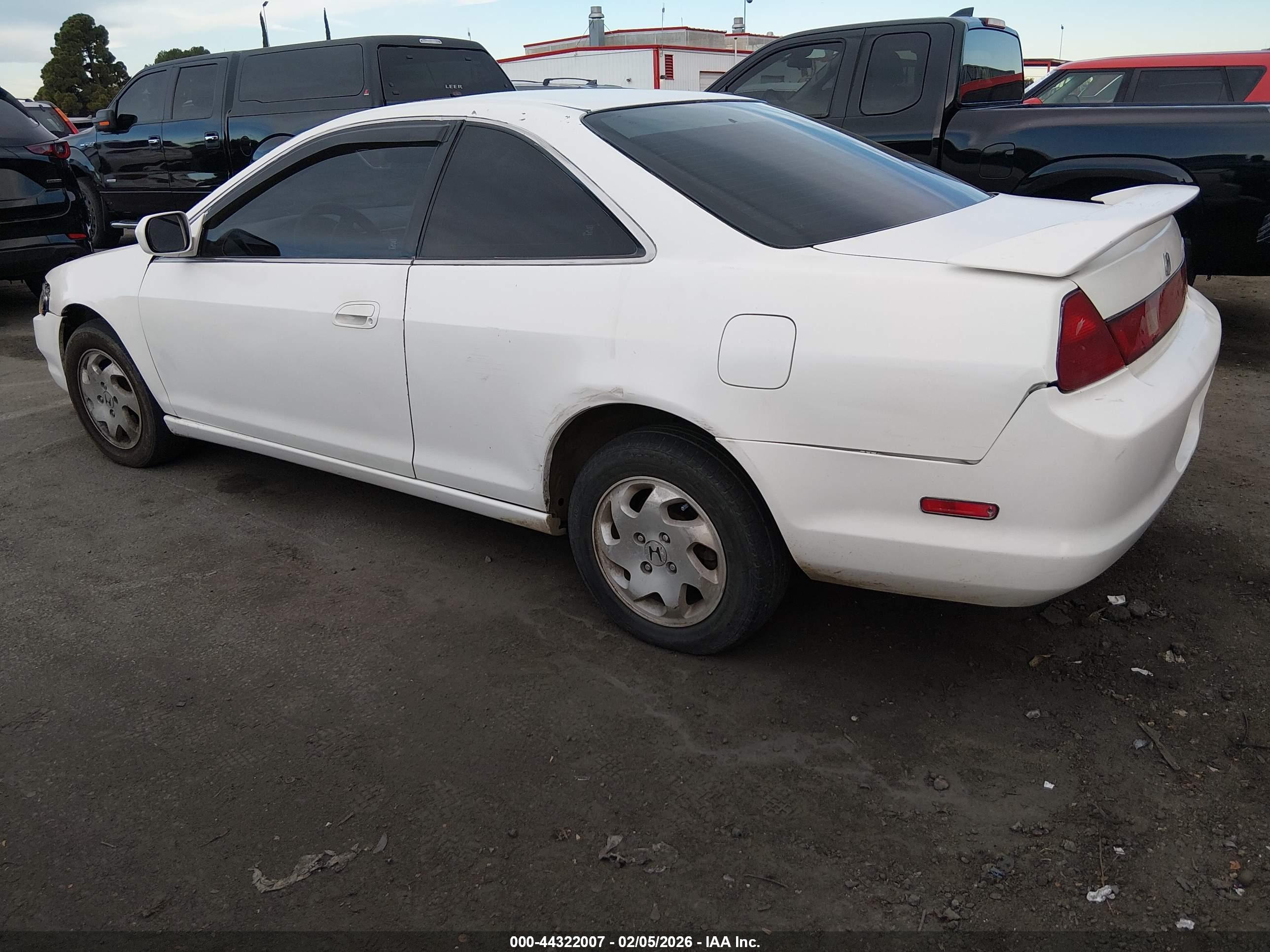 HONDA ACCORD image 3