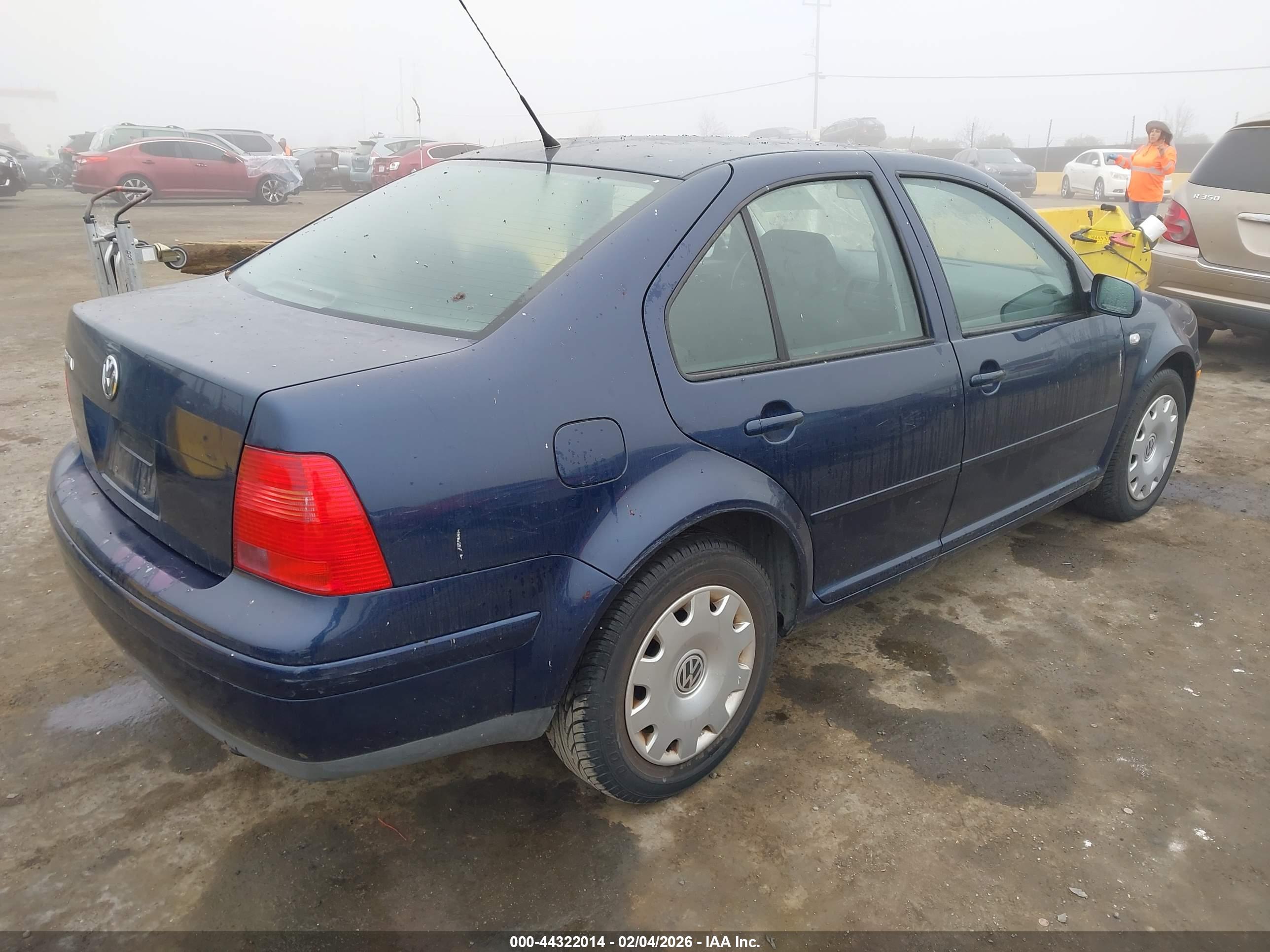 VOLKSWAGEN JETTA image 4