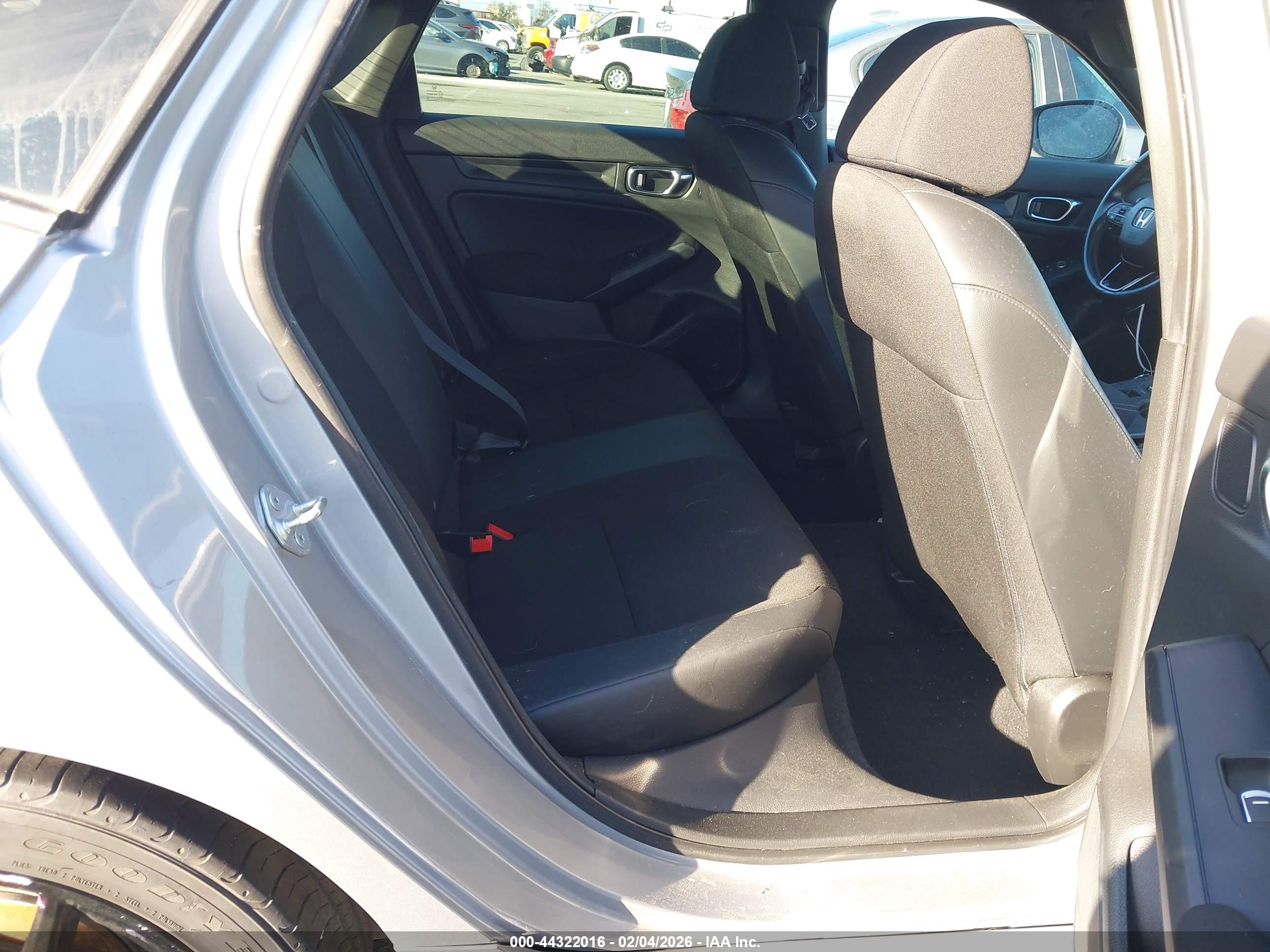 HONDA CIVIC image 8