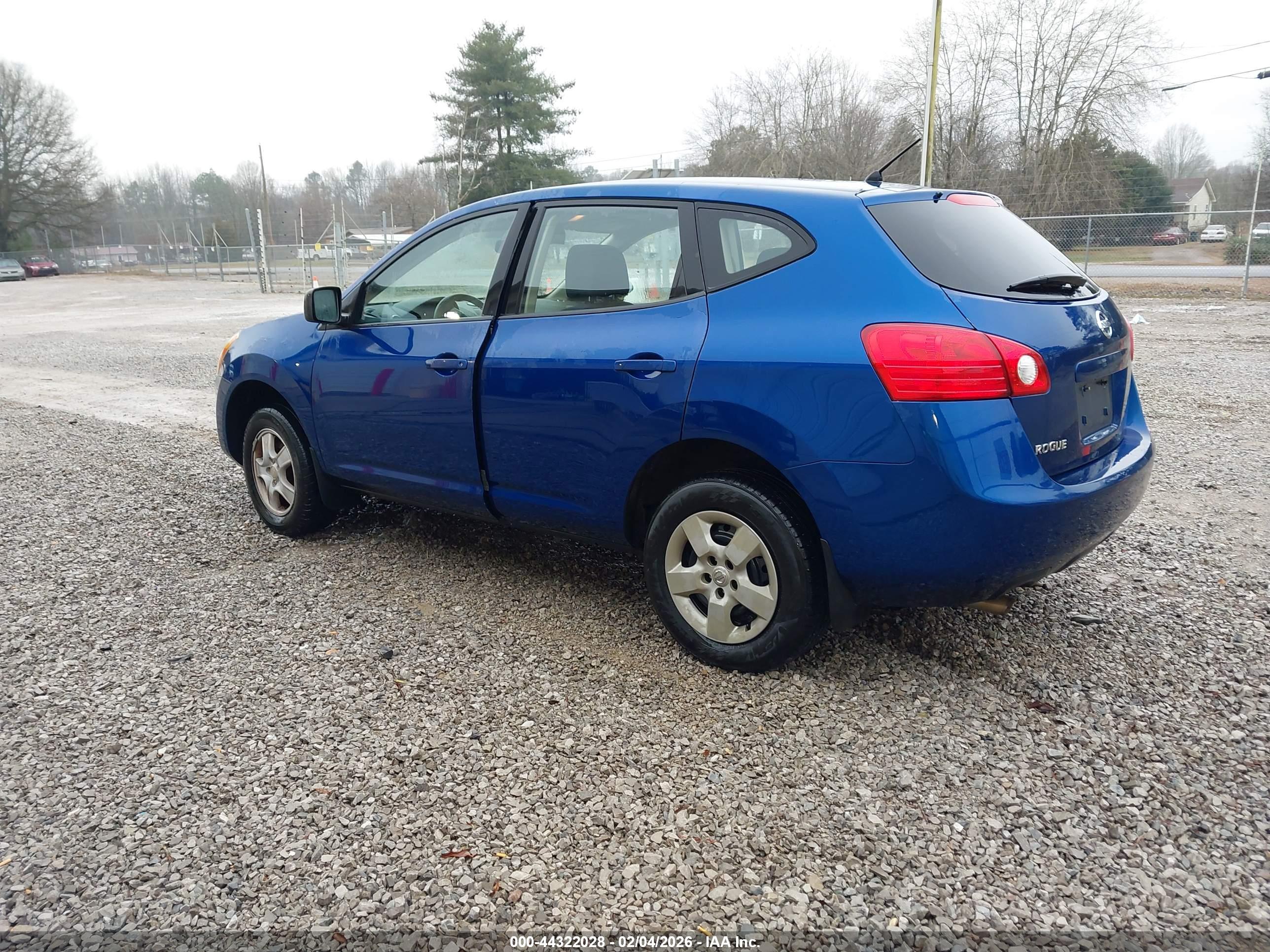 NISSAN ROGUE image 3