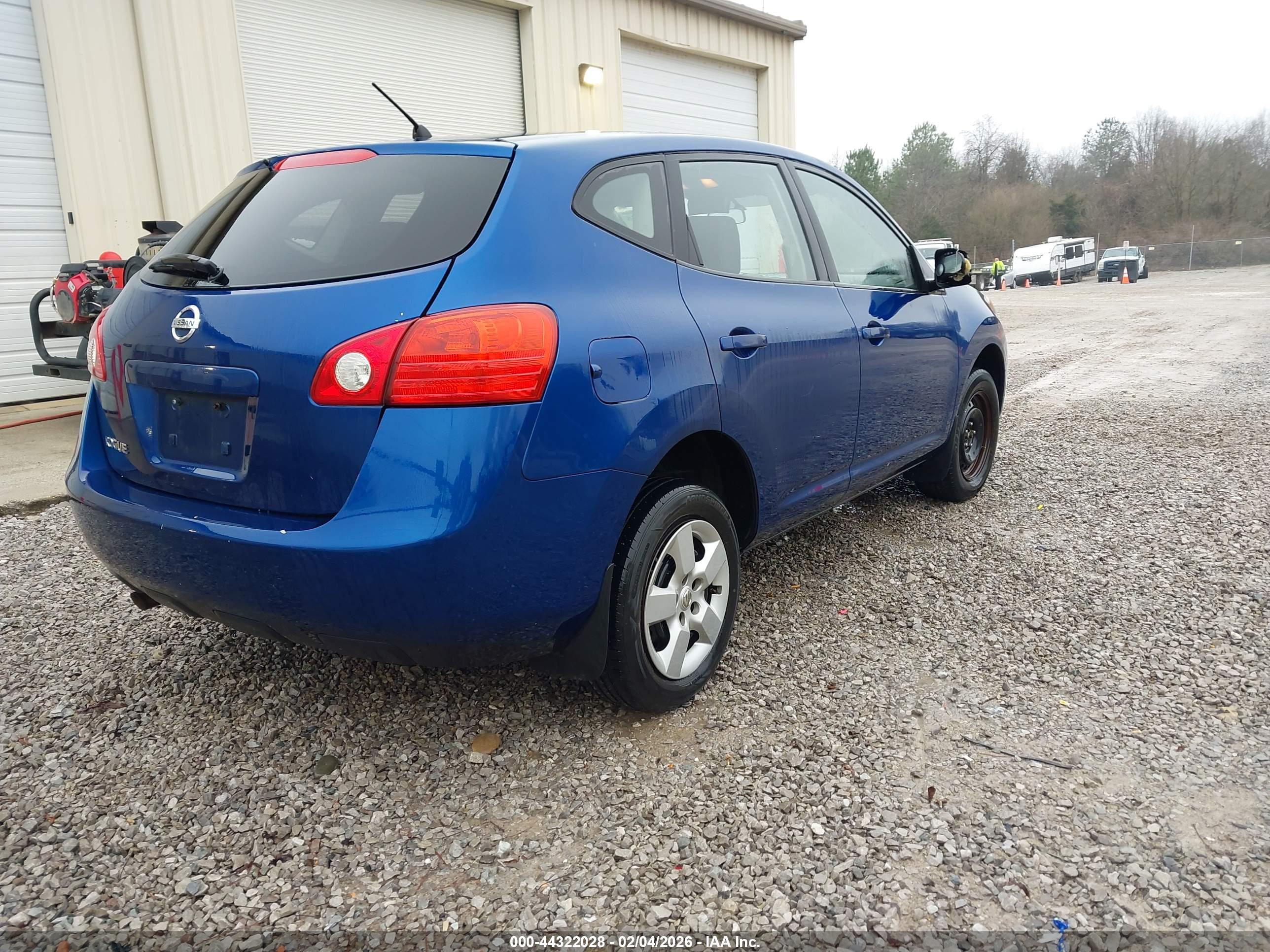 NISSAN ROGUE image 4