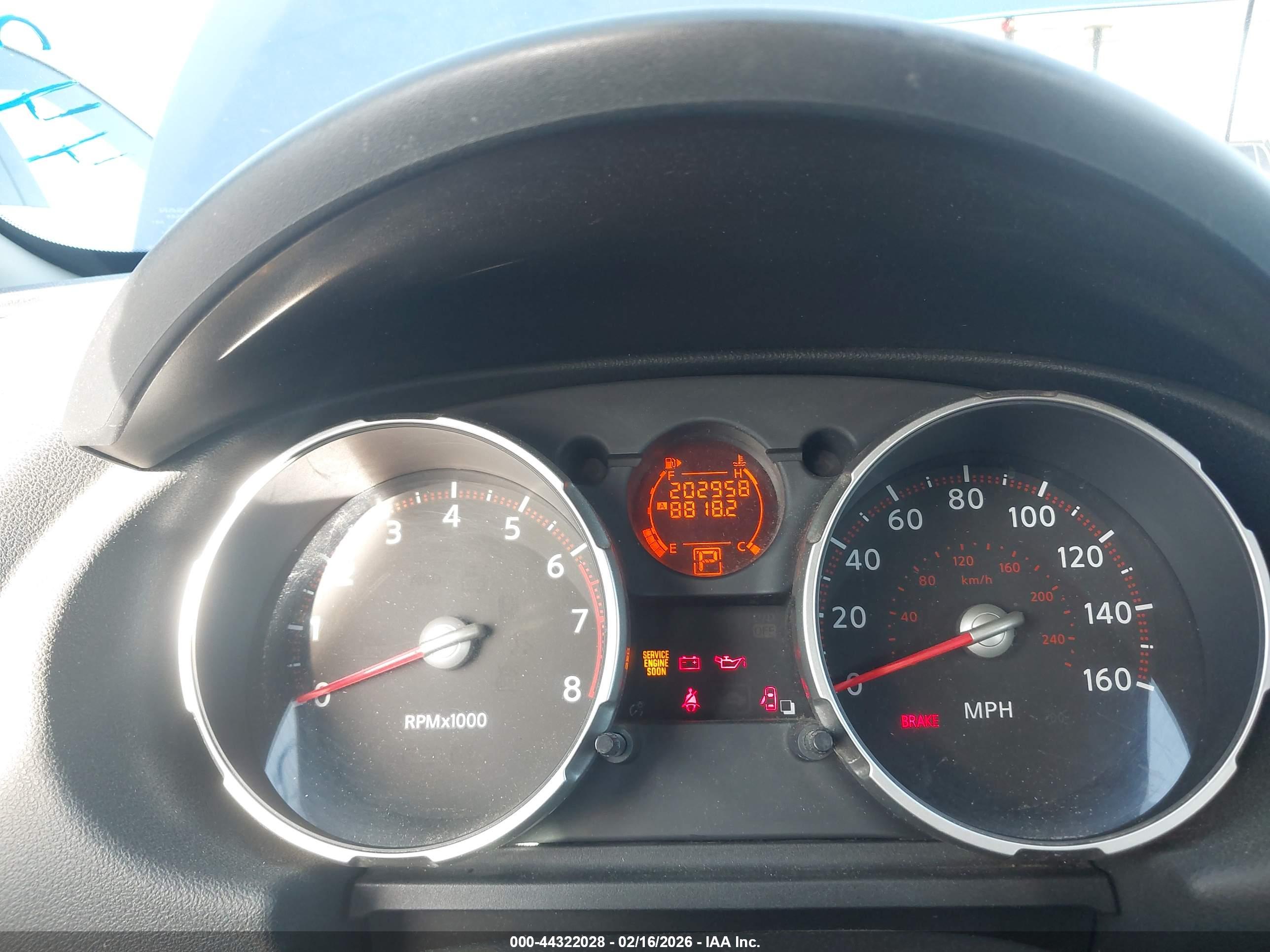 NISSAN ROGUE image 7