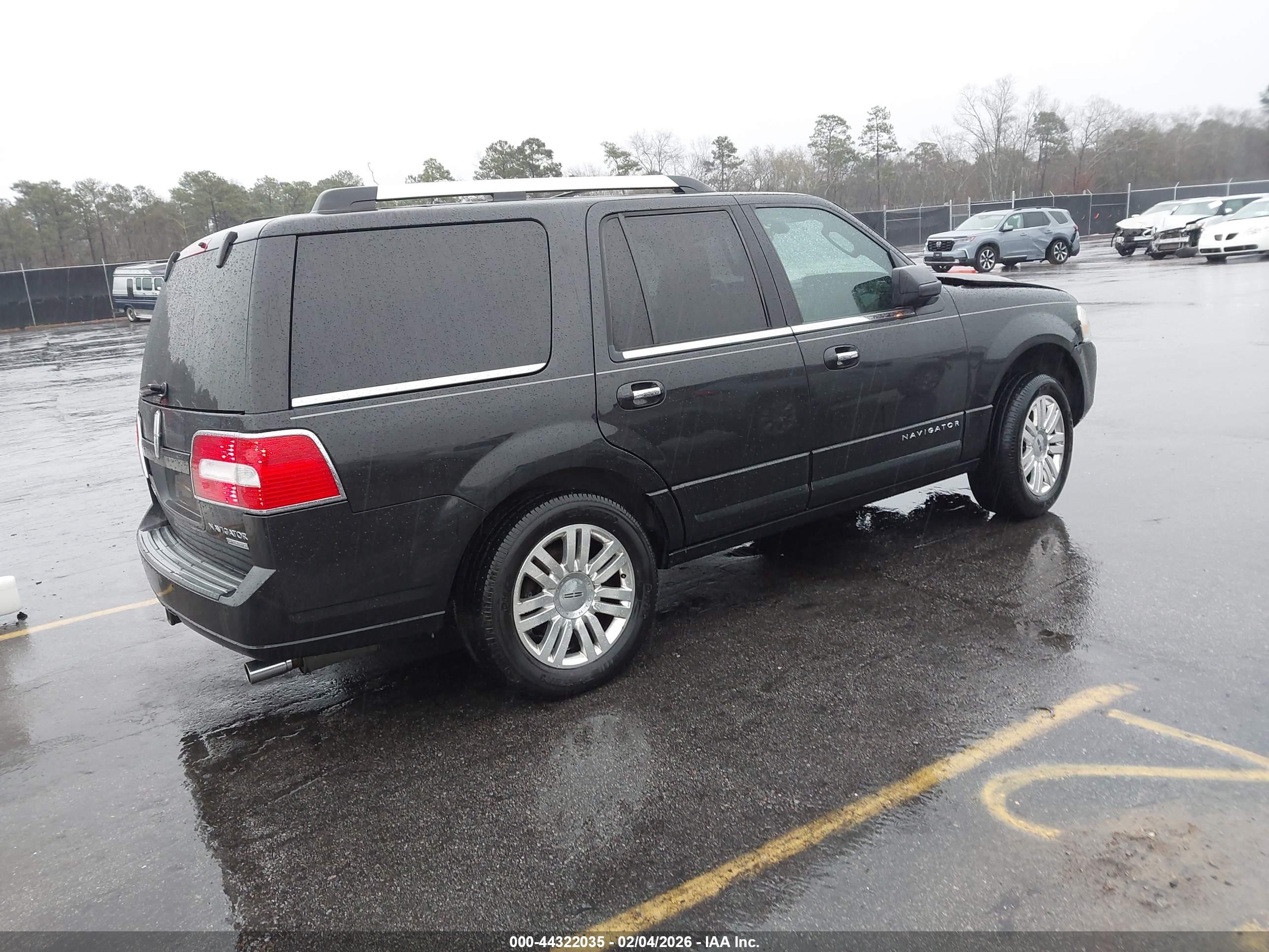 LINCOLN NAVIGATOR image 4