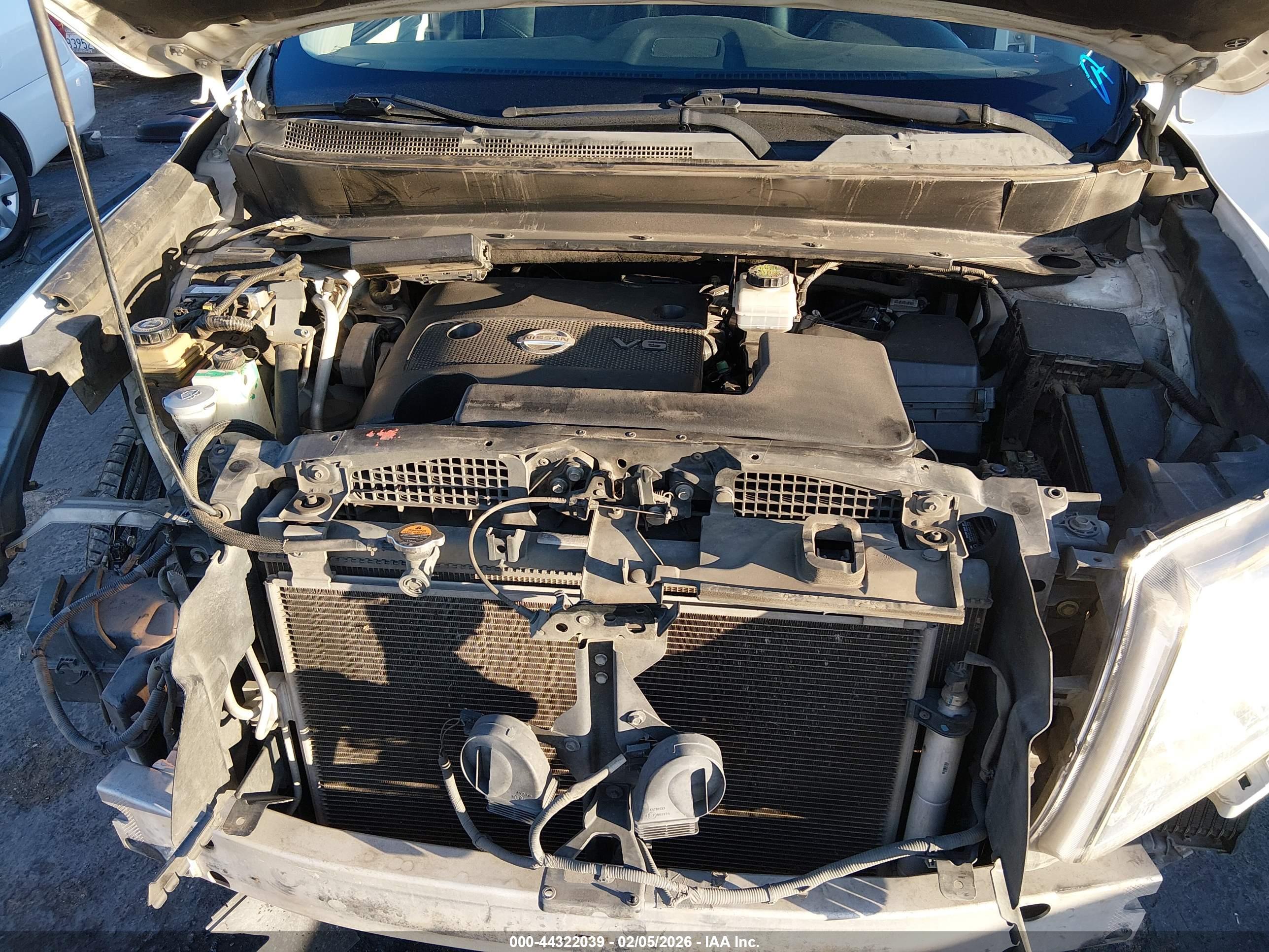 NISSAN PATHFINDER image 10