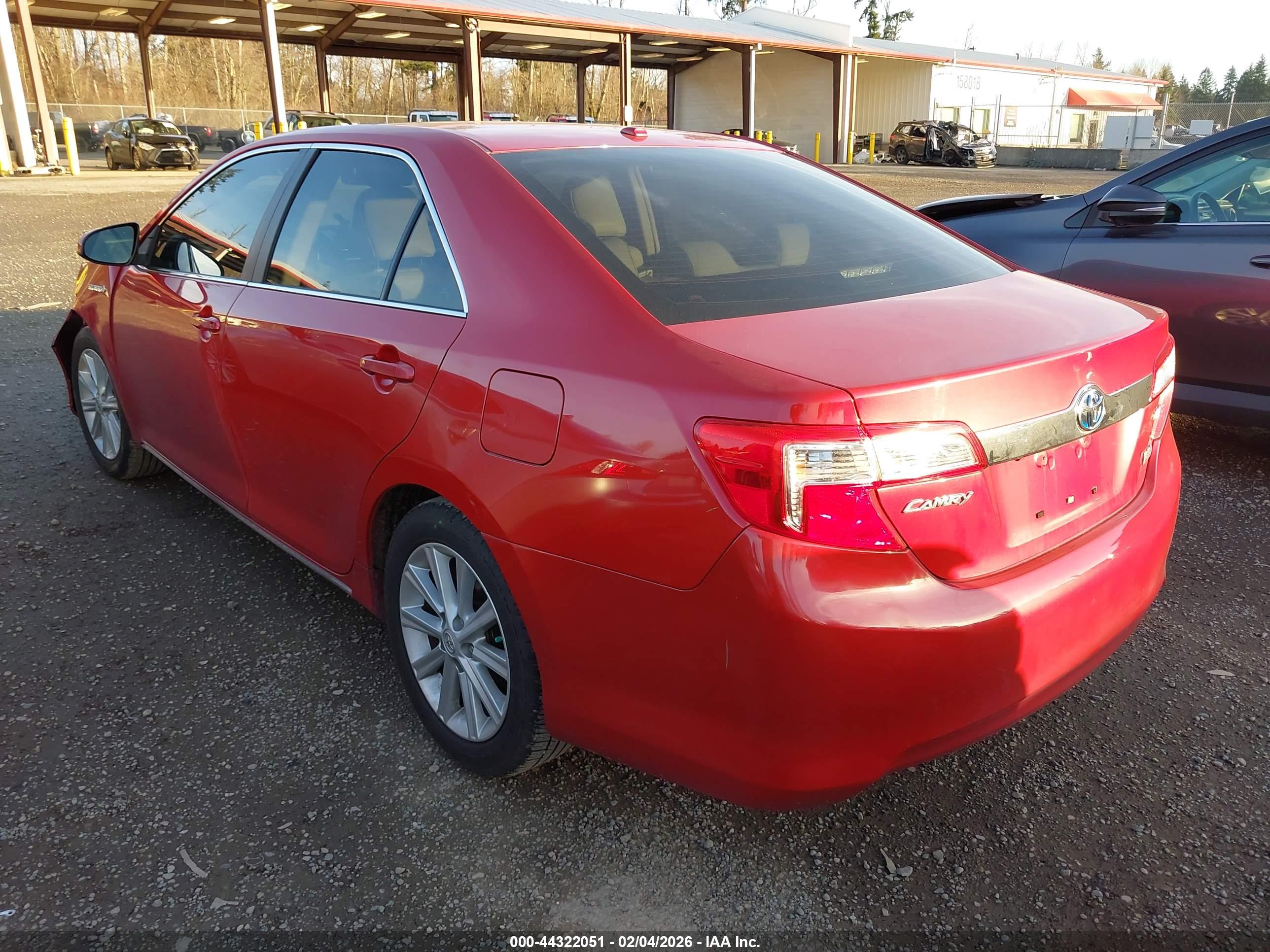 TOYOTA CAMRY image 3