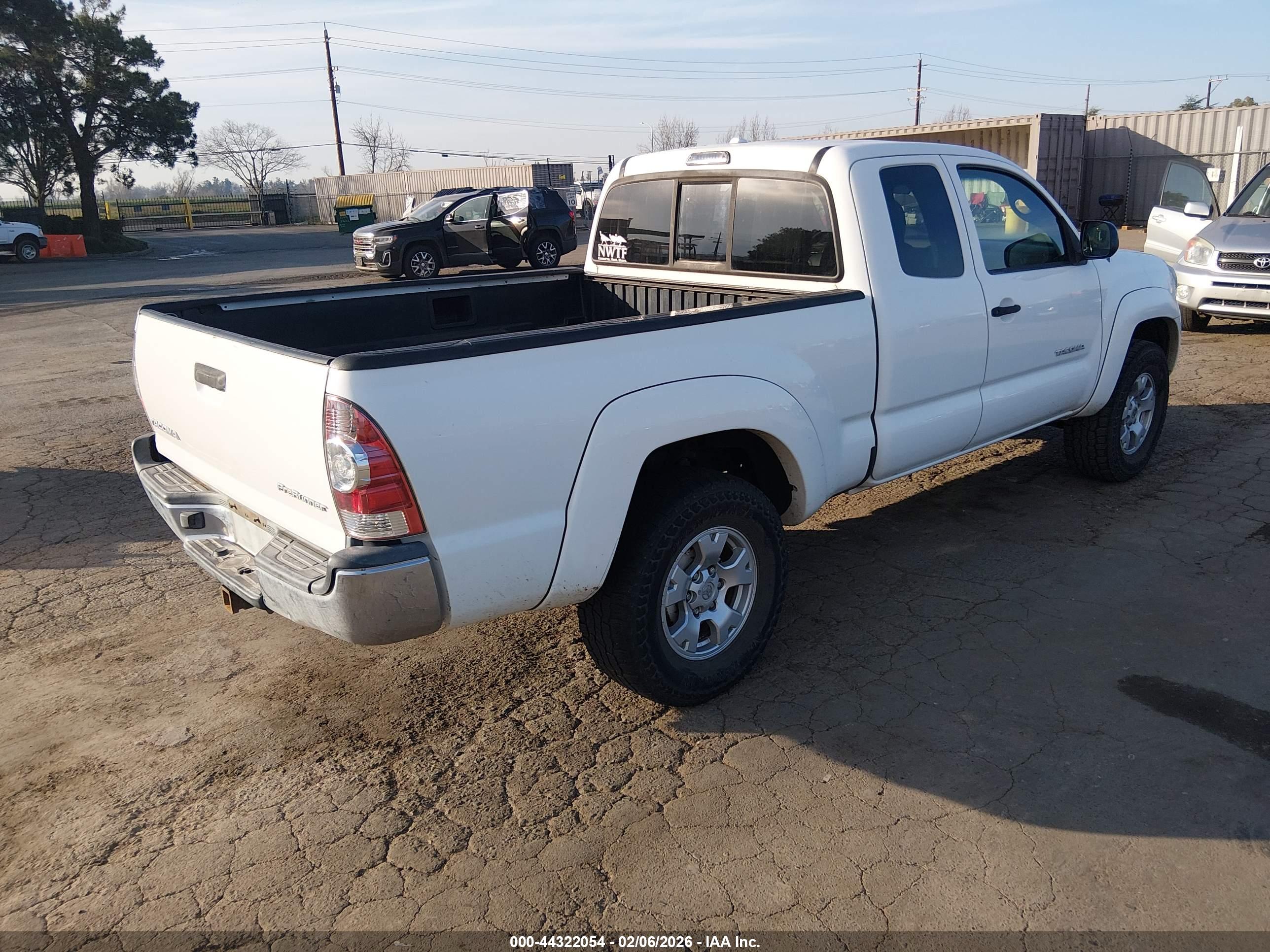 TOYOTA TACOMA image 4