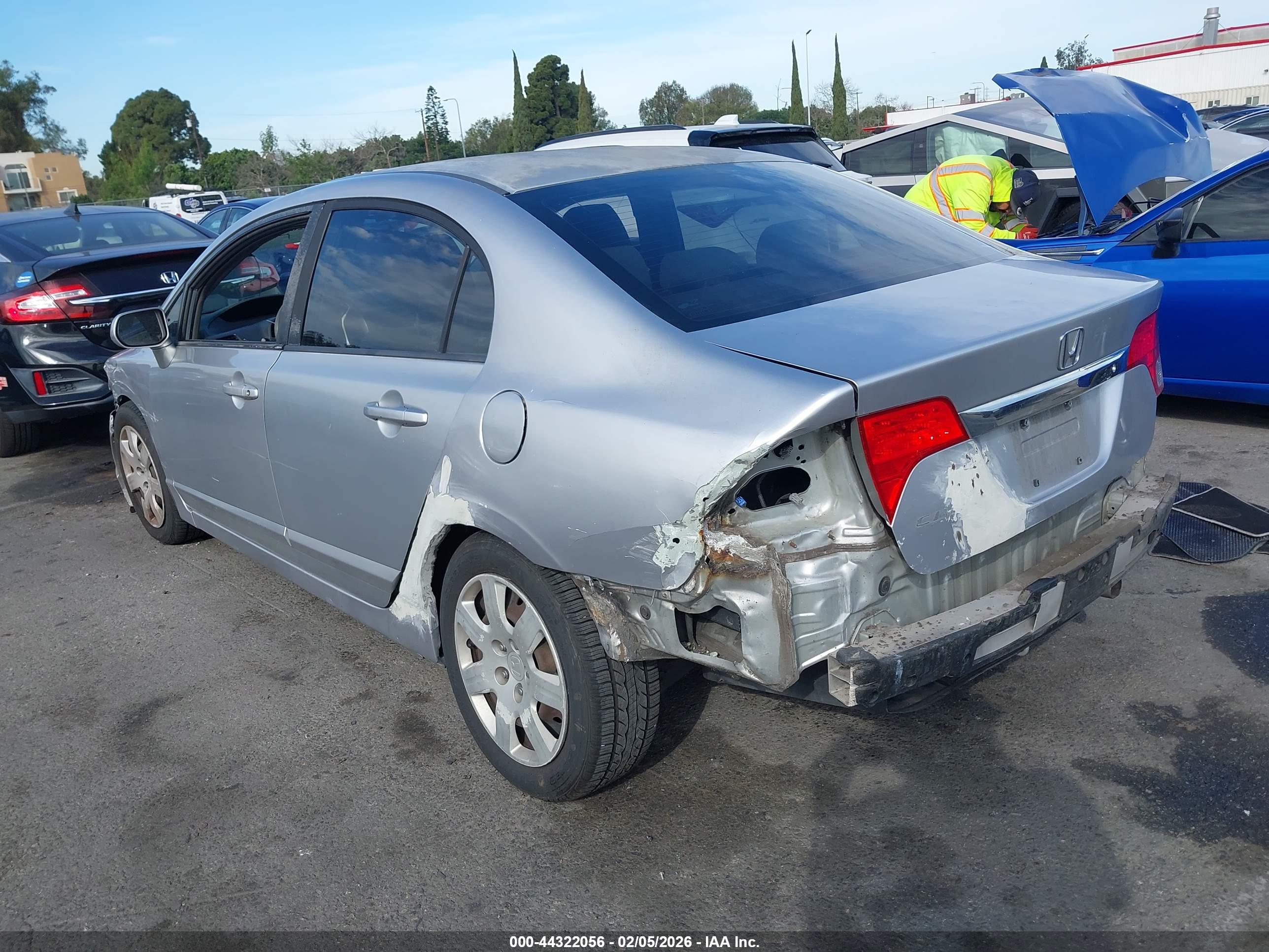 HONDA CIVIC image 3