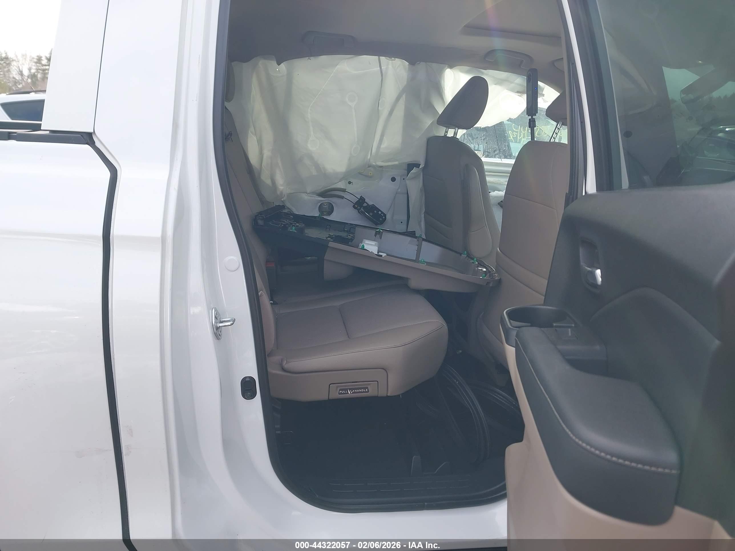 HONDA RIDGELINE image 8