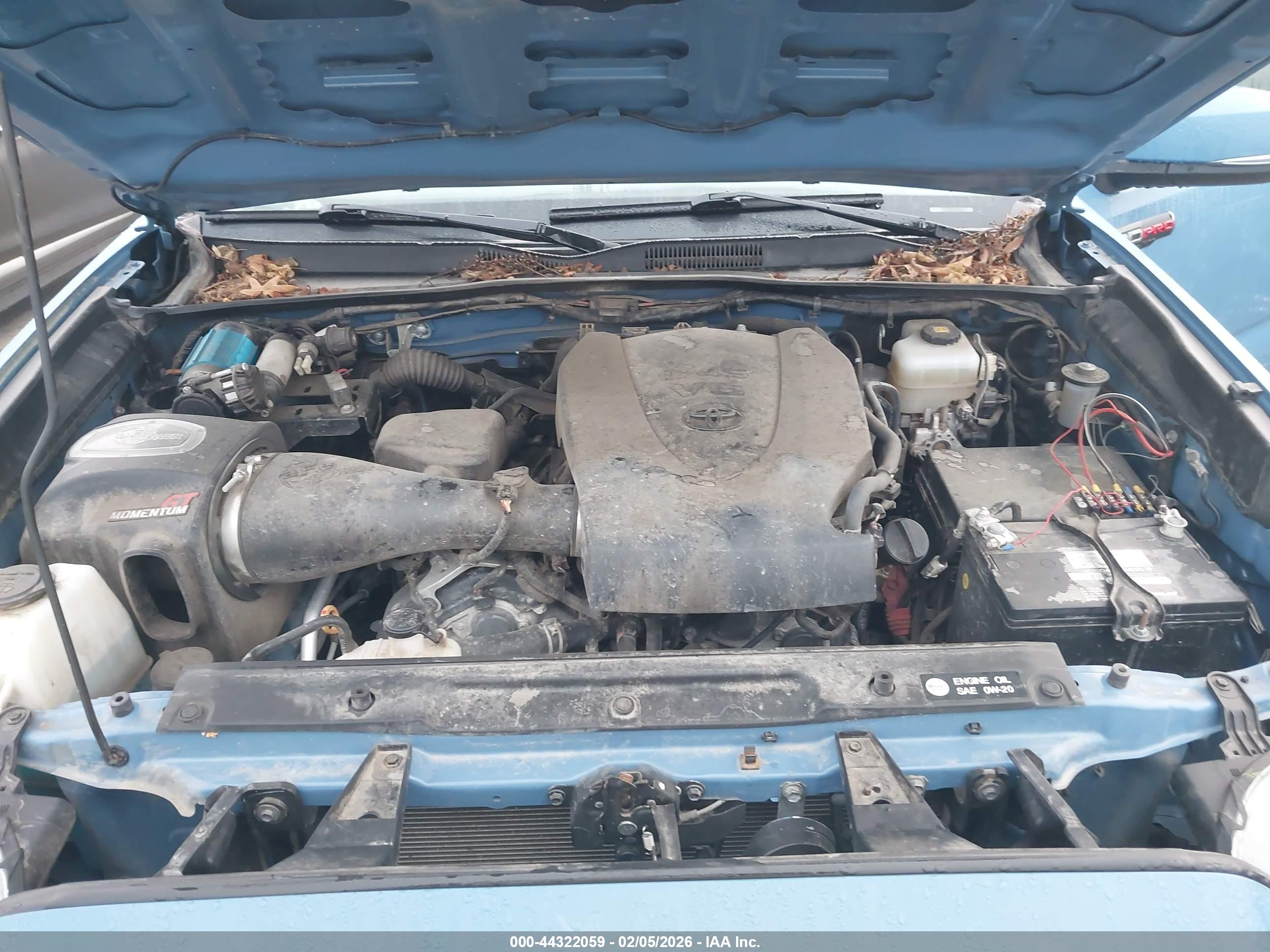 TOYOTA TACOMA image 10