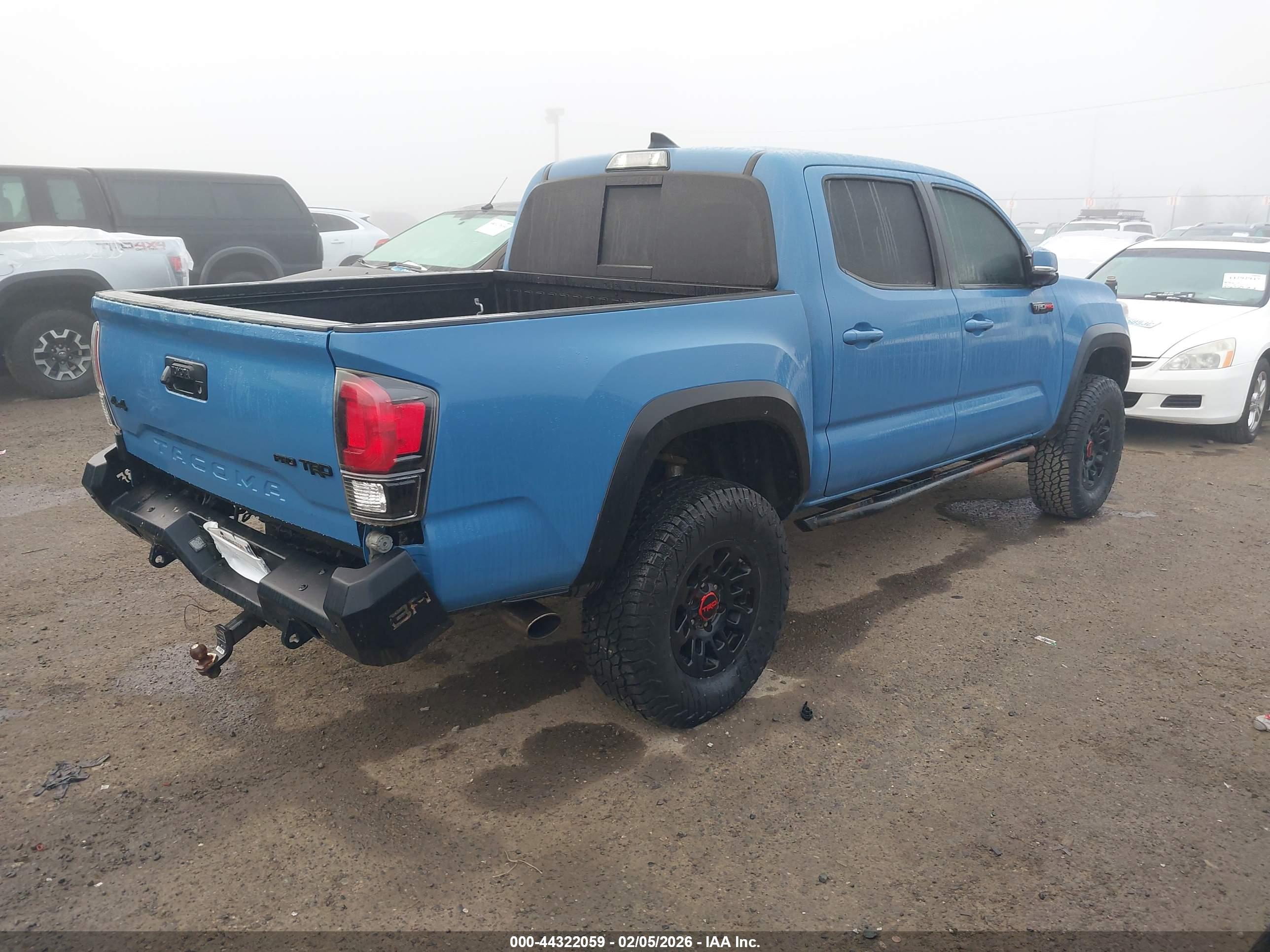 TOYOTA TACOMA image 4