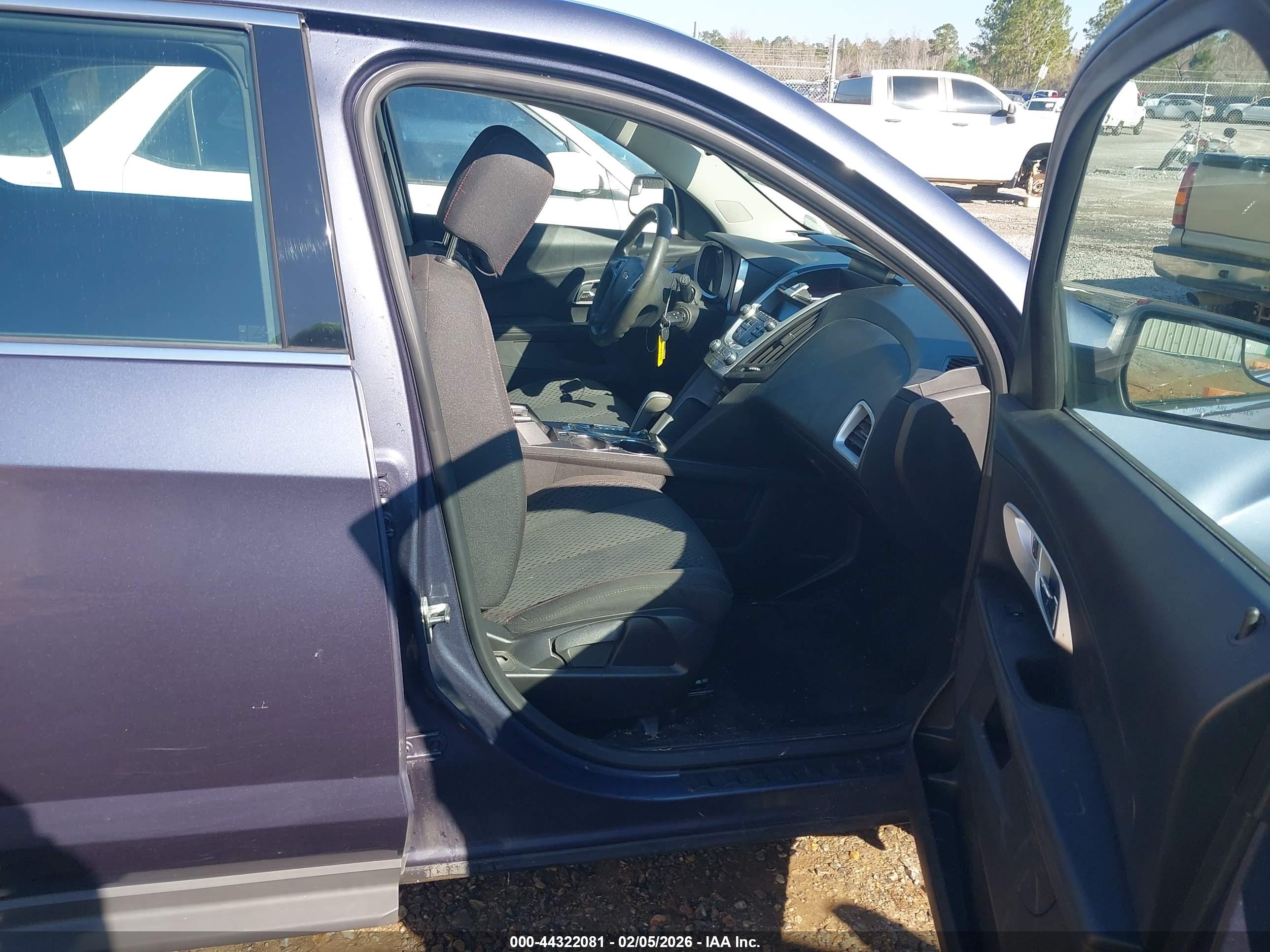 CHEVROLET EQUINOX image 5