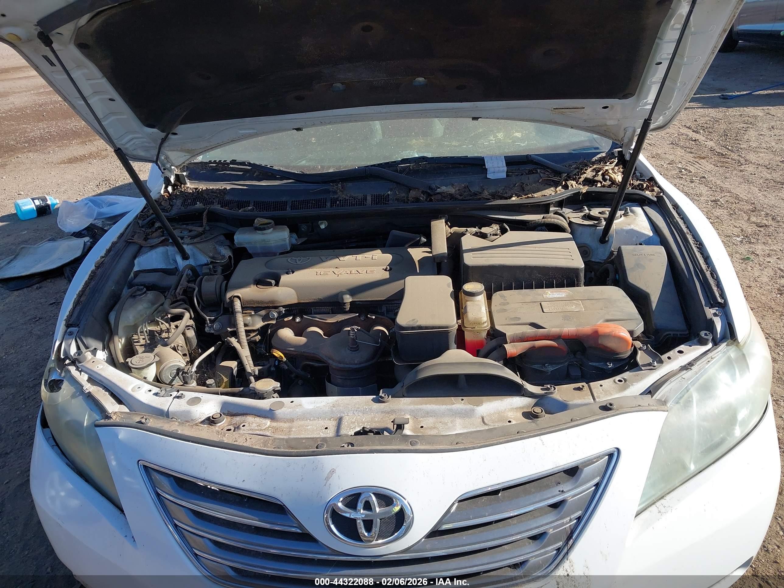 TOYOTA CAMRY image 10