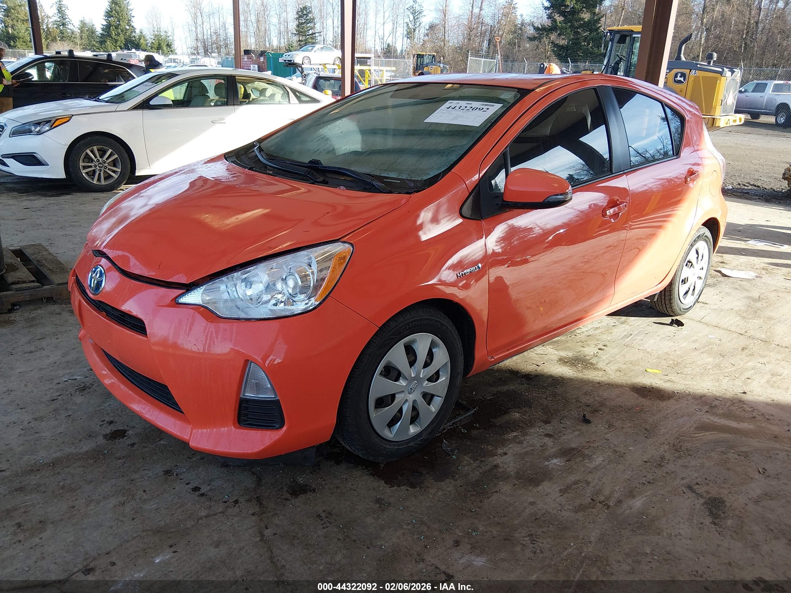 TOYOTA PRIUS image 2