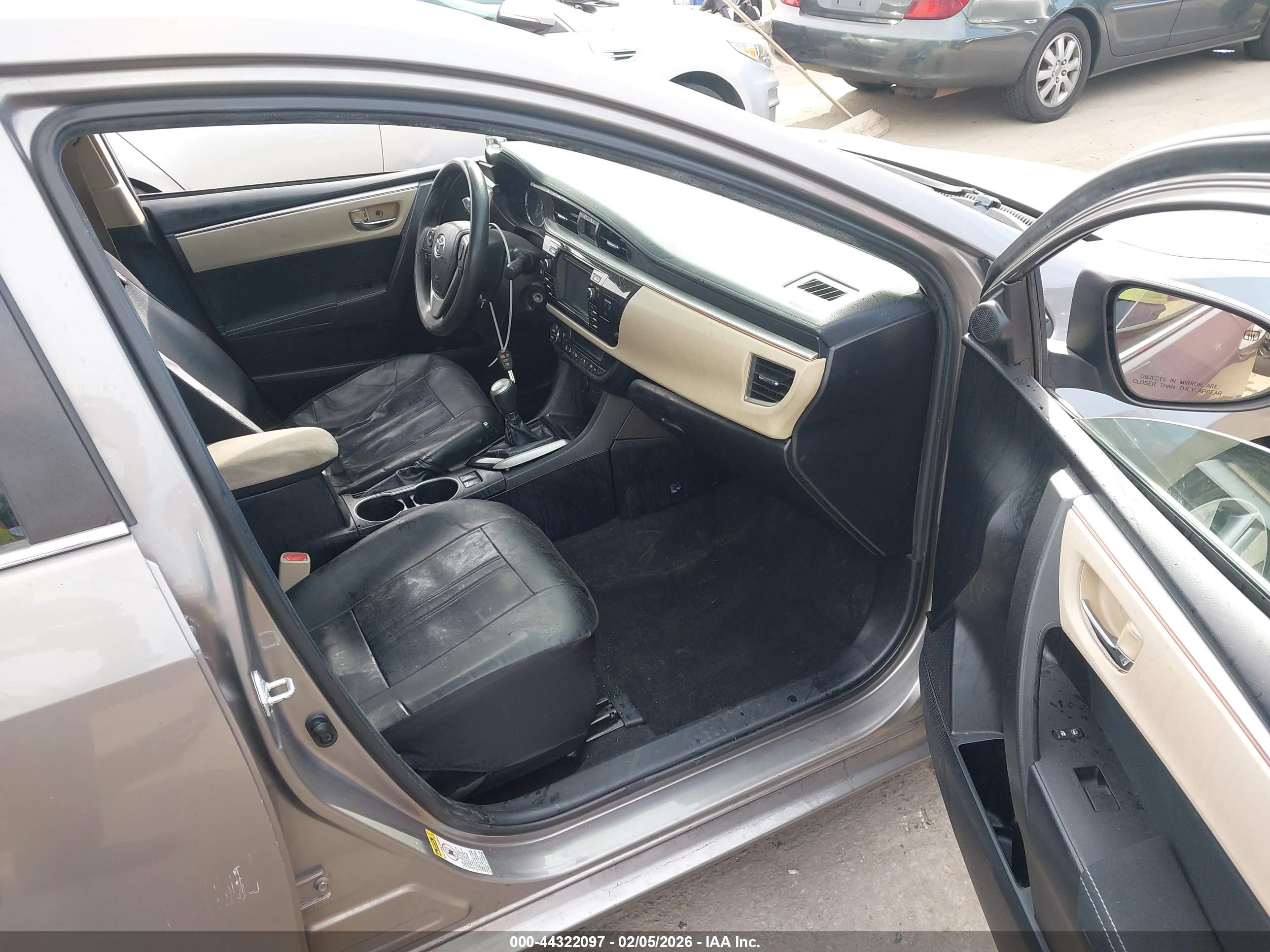 TOYOTA COROLLA image 5