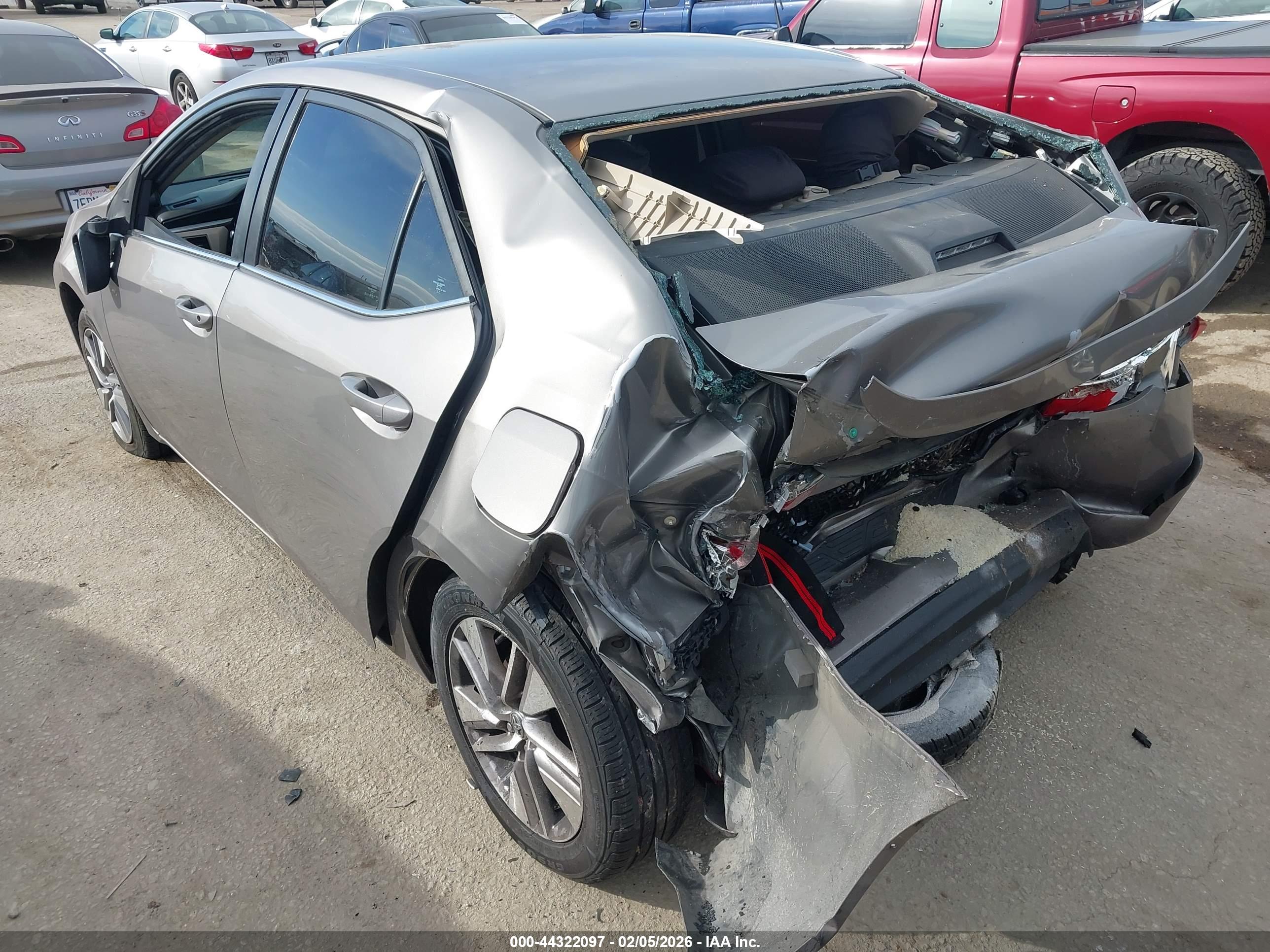 TOYOTA COROLLA image 6