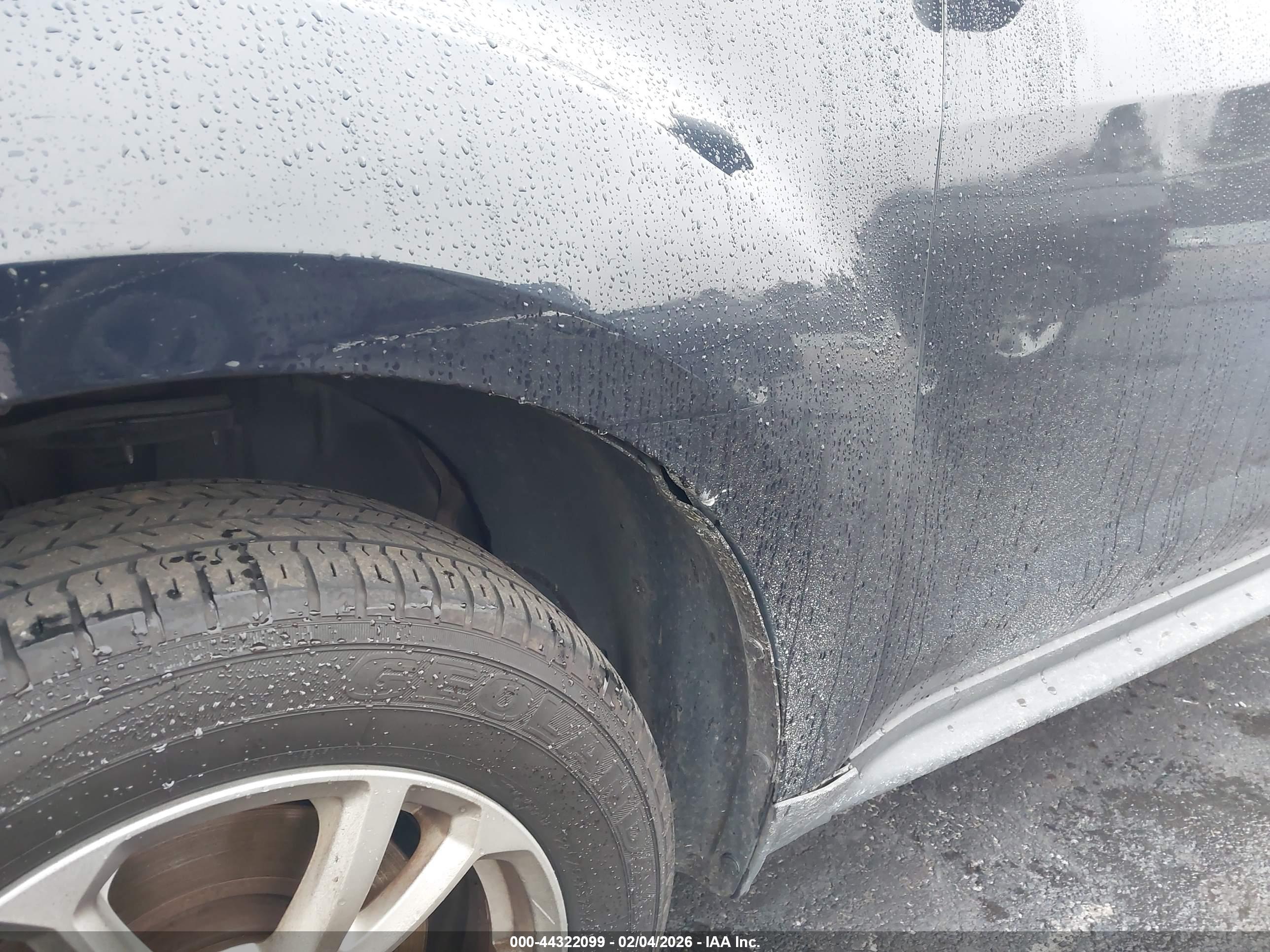 CHEVROLET EQUINOX image 6
