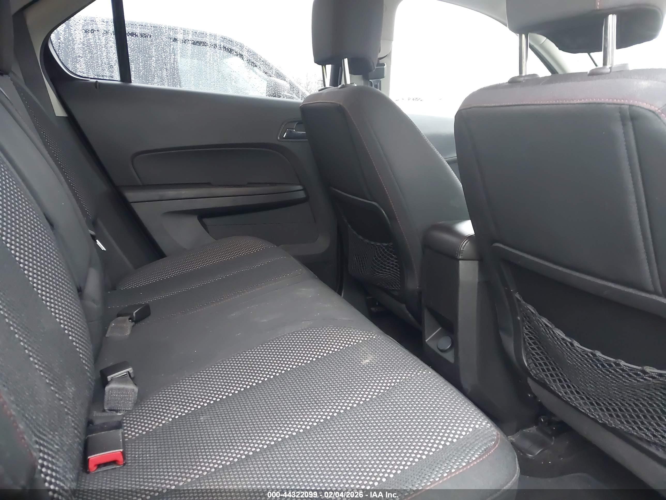 CHEVROLET EQUINOX image 8