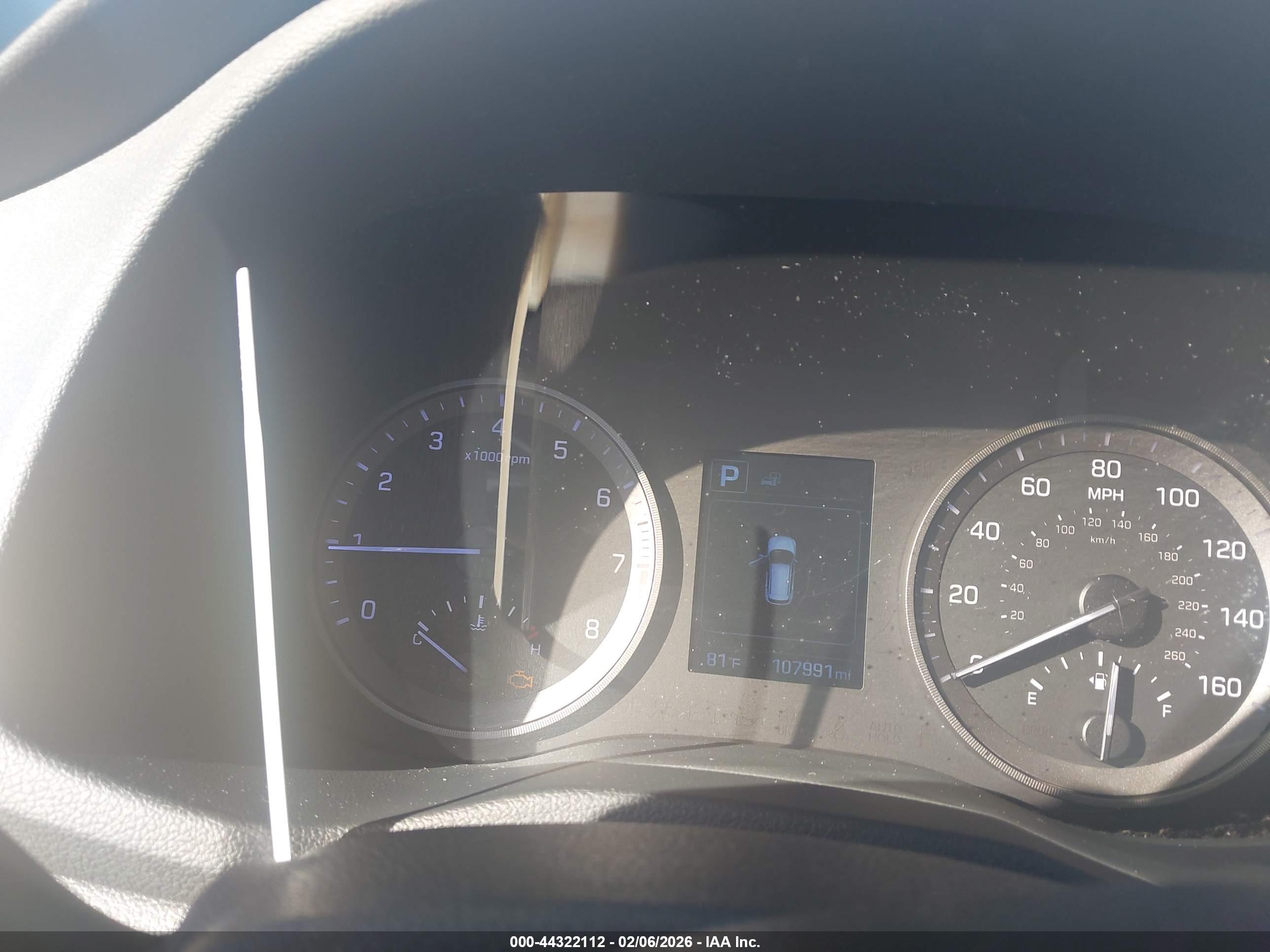 HYUNDAI TUCSON image 7