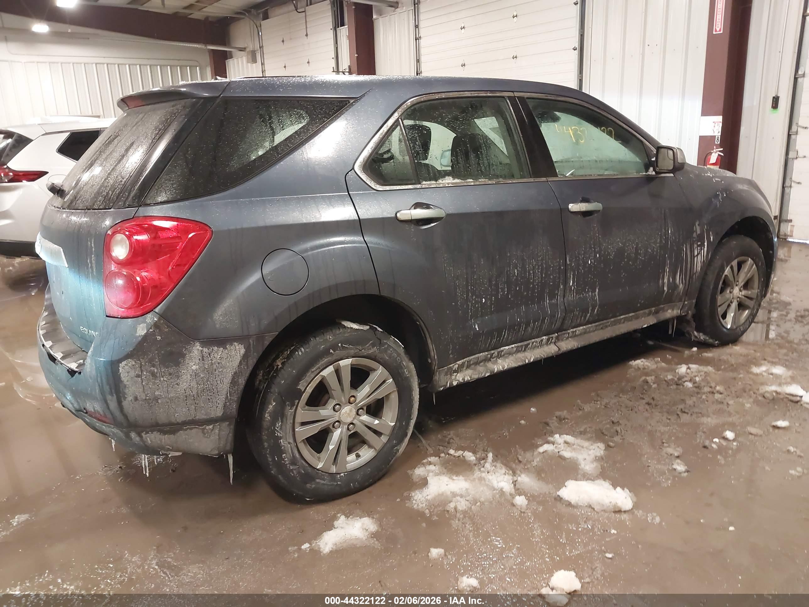 CHEVROLET EQUINOX image 4