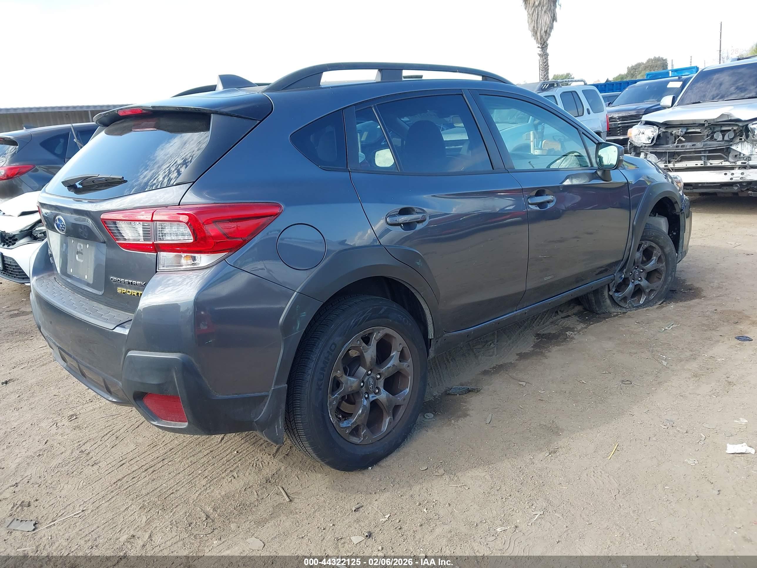 SUBARU CROSSTREK image 4