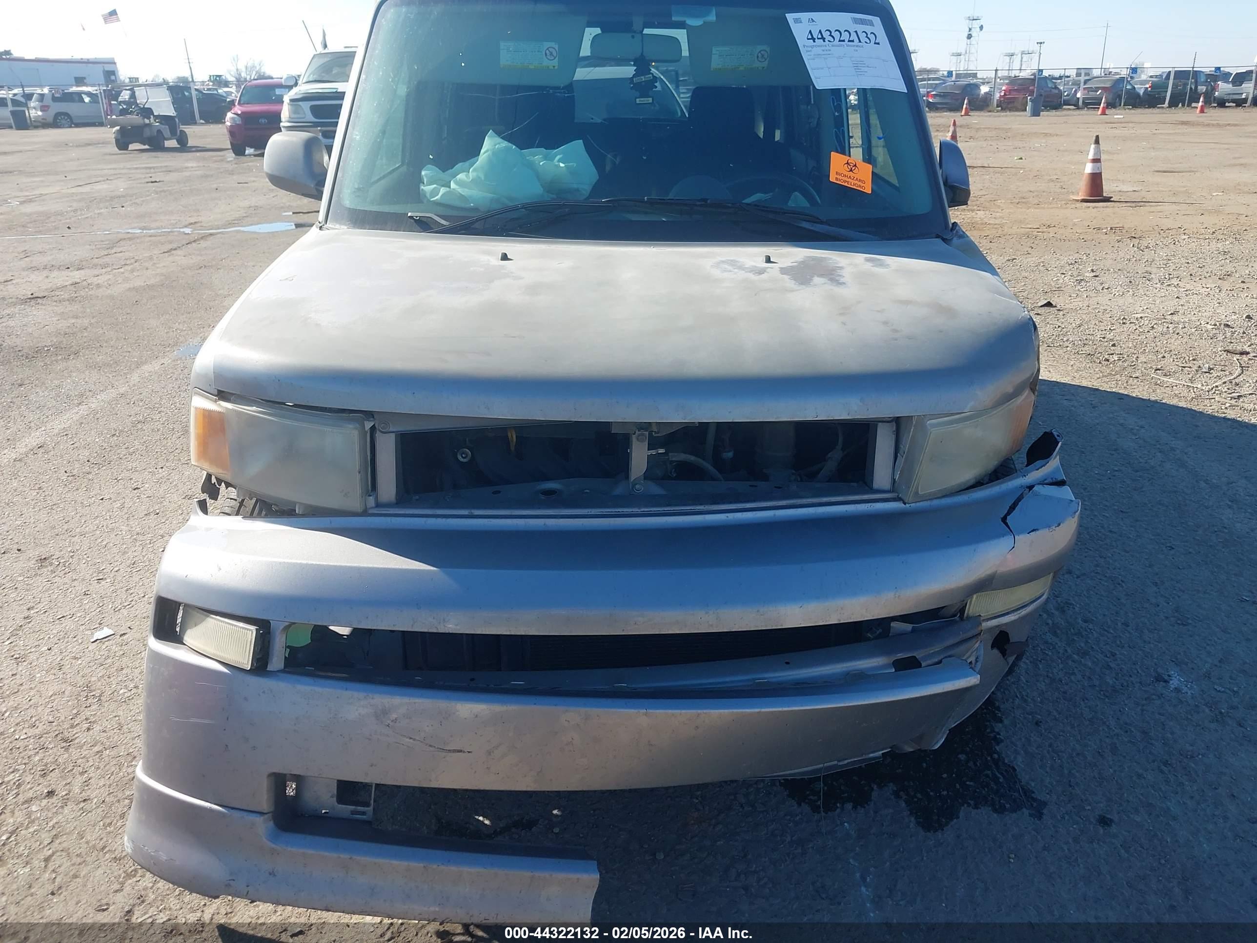 SCION XB image 6