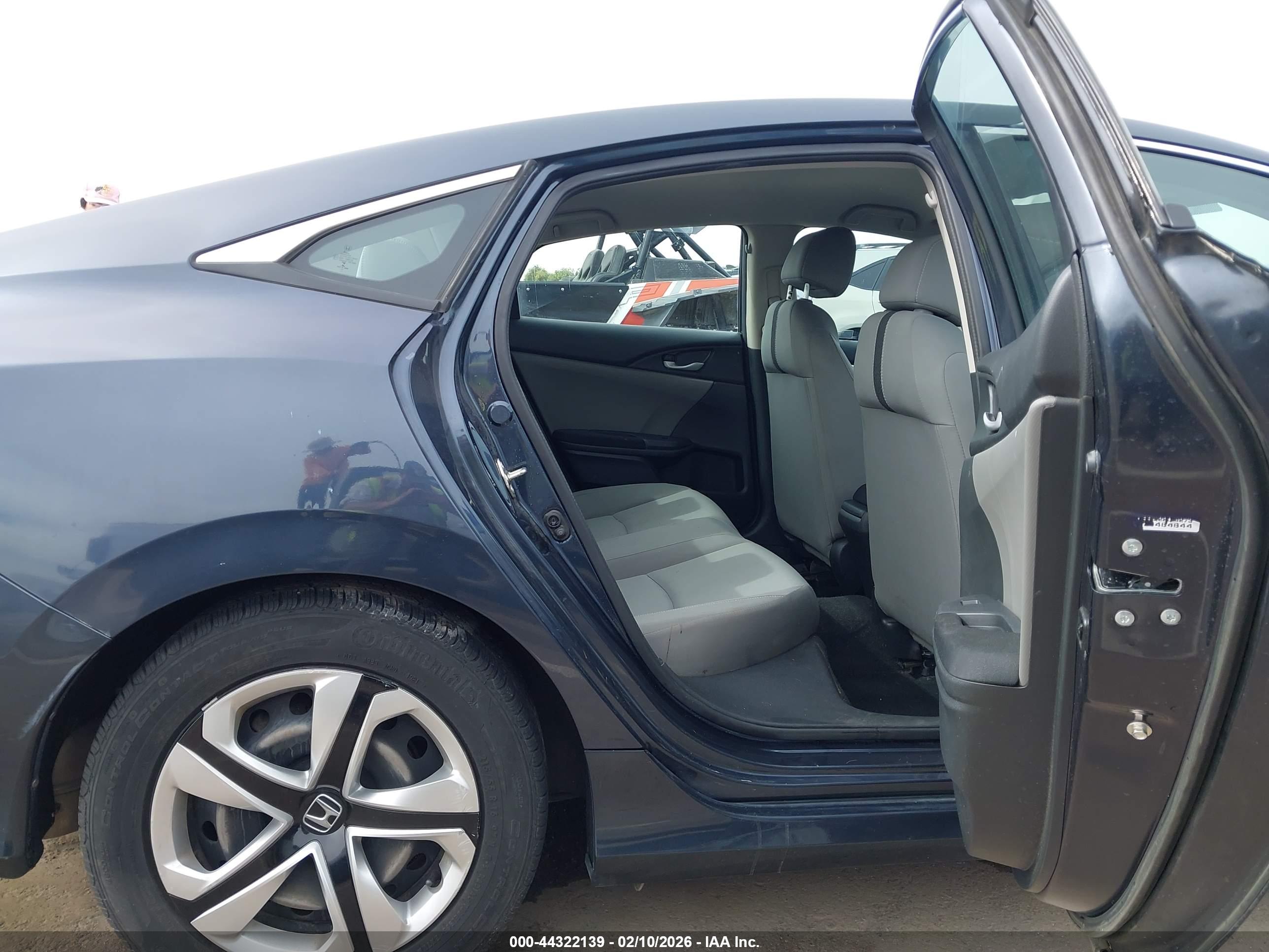 HONDA CIVIC image 8