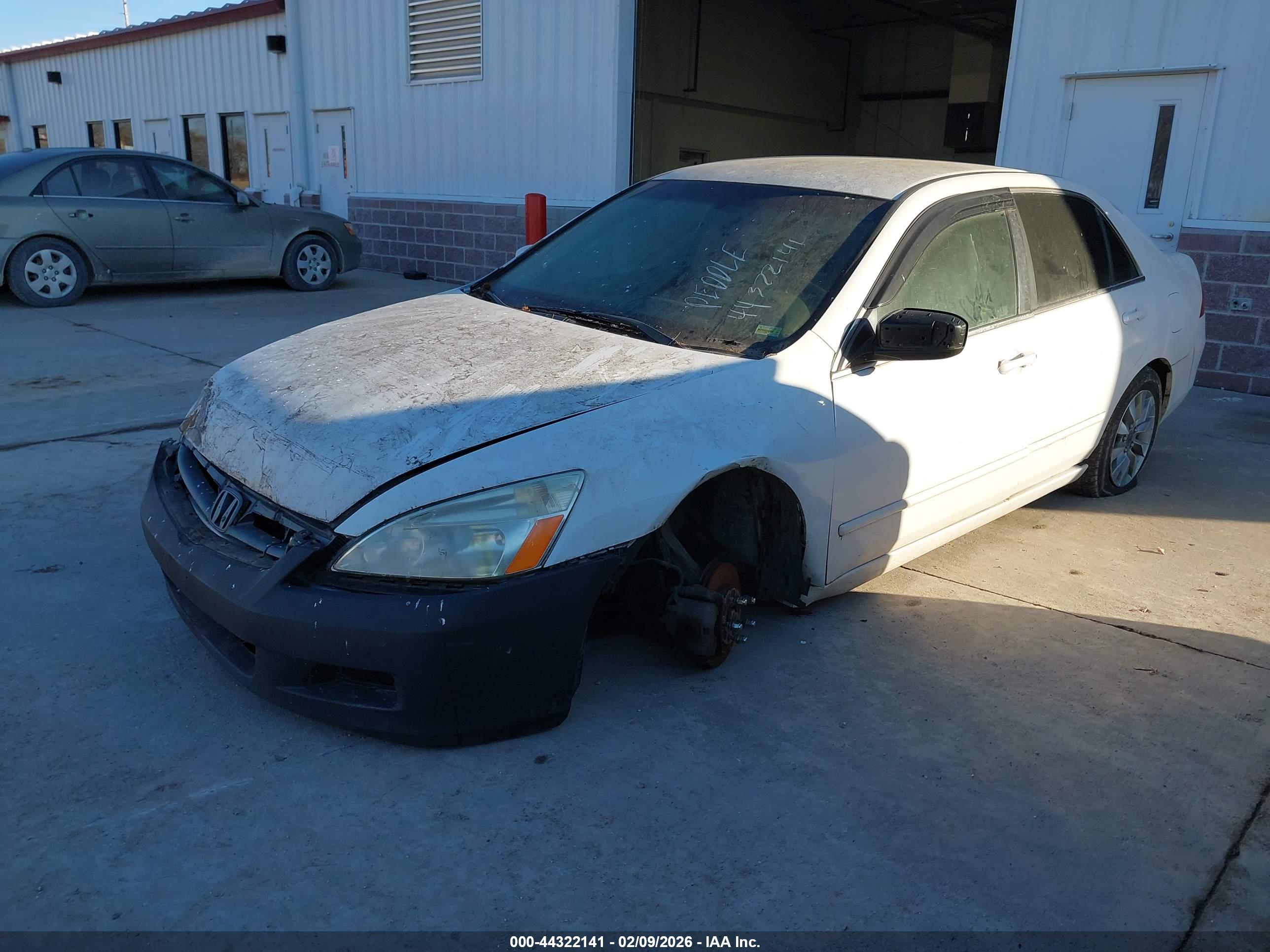 HONDA ACCORD image 2