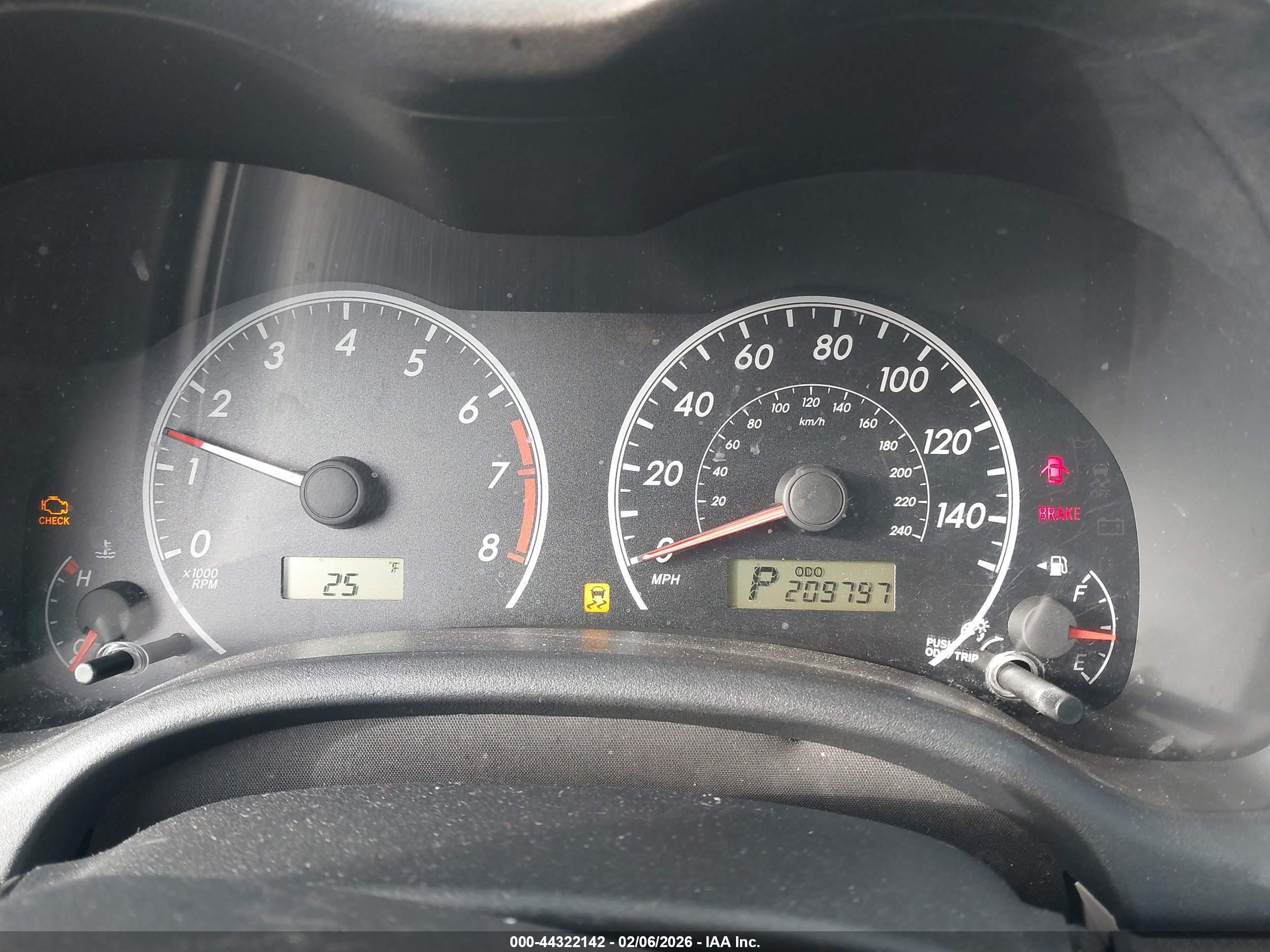 TOYOTA COROLLA image 7