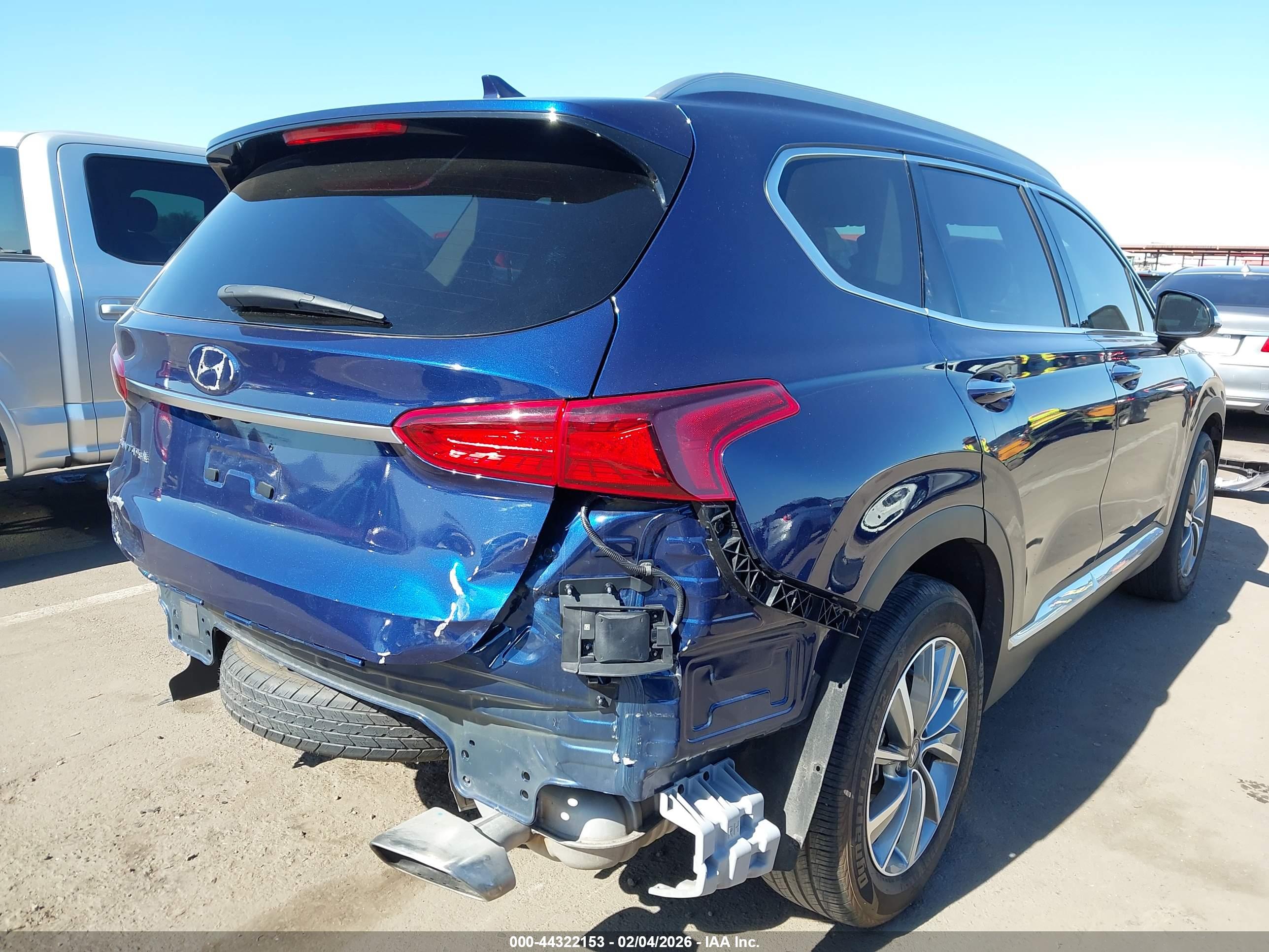 HYUNDAI SANTA image 4