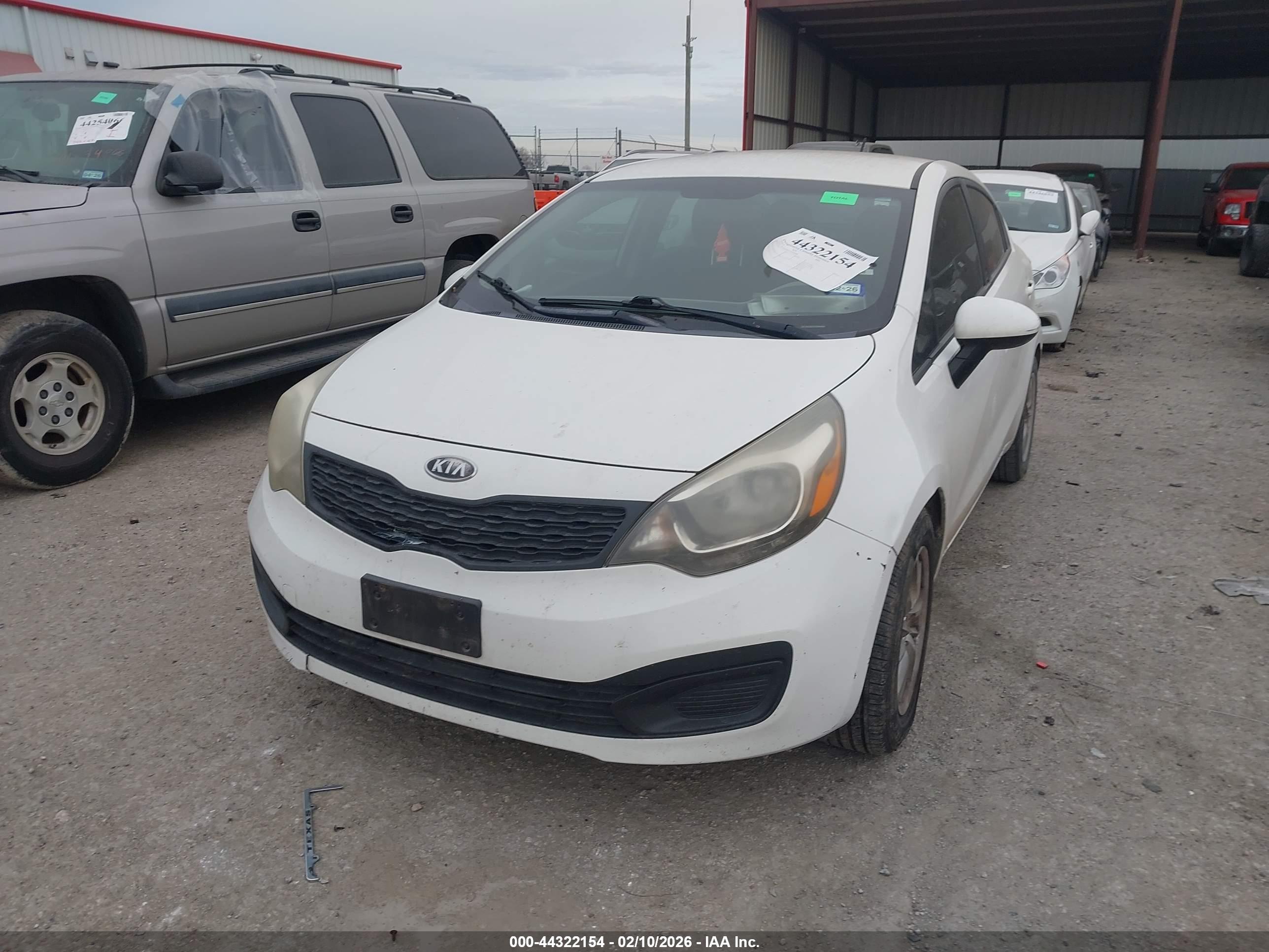 KIA RIO image 2