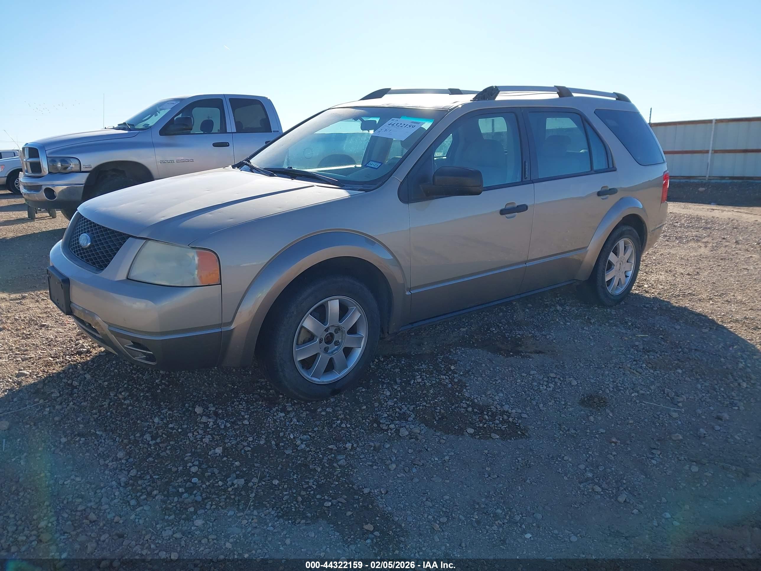 FORD FREESTYLE image 2
