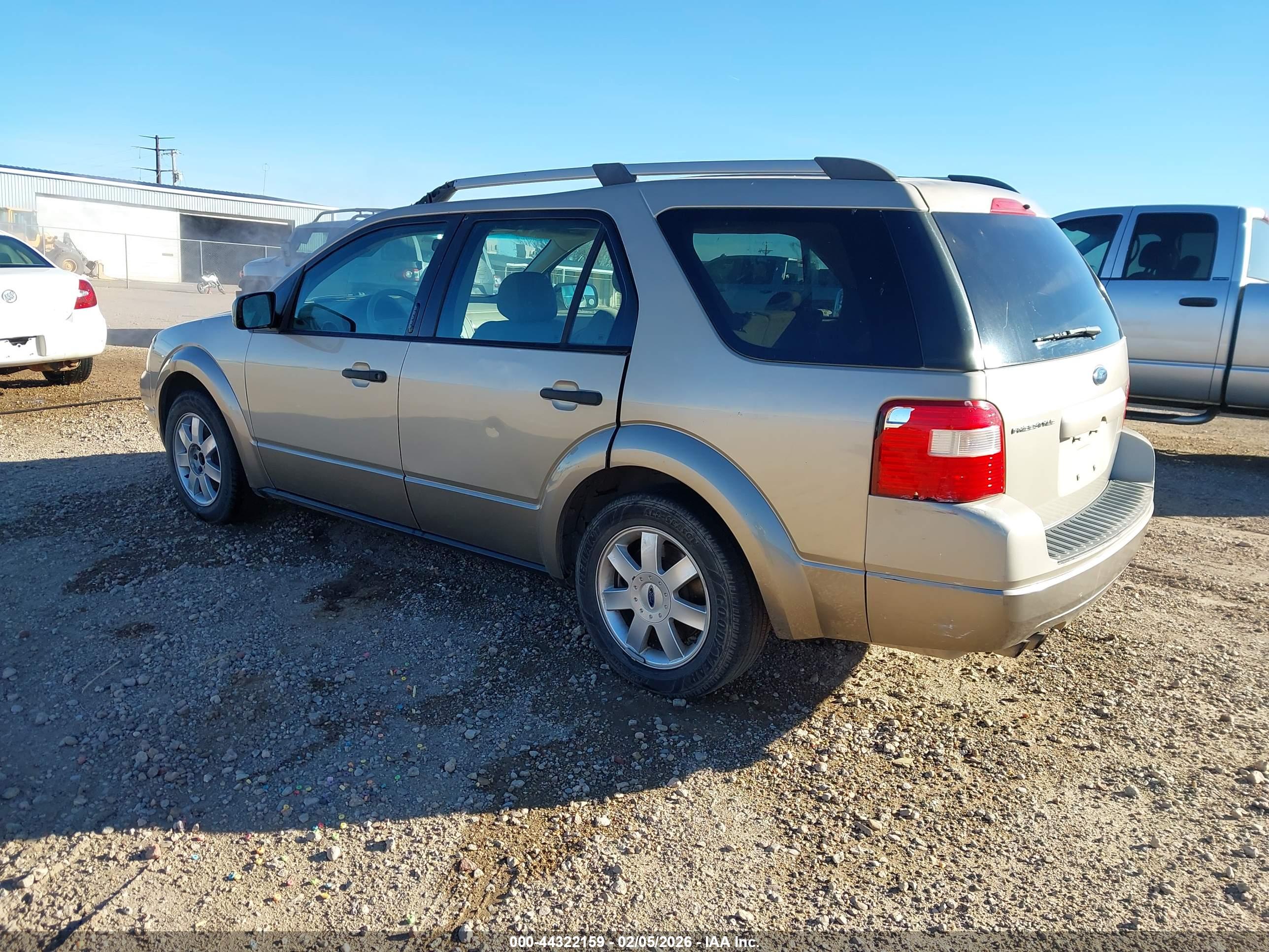 FORD FREESTYLE image 3