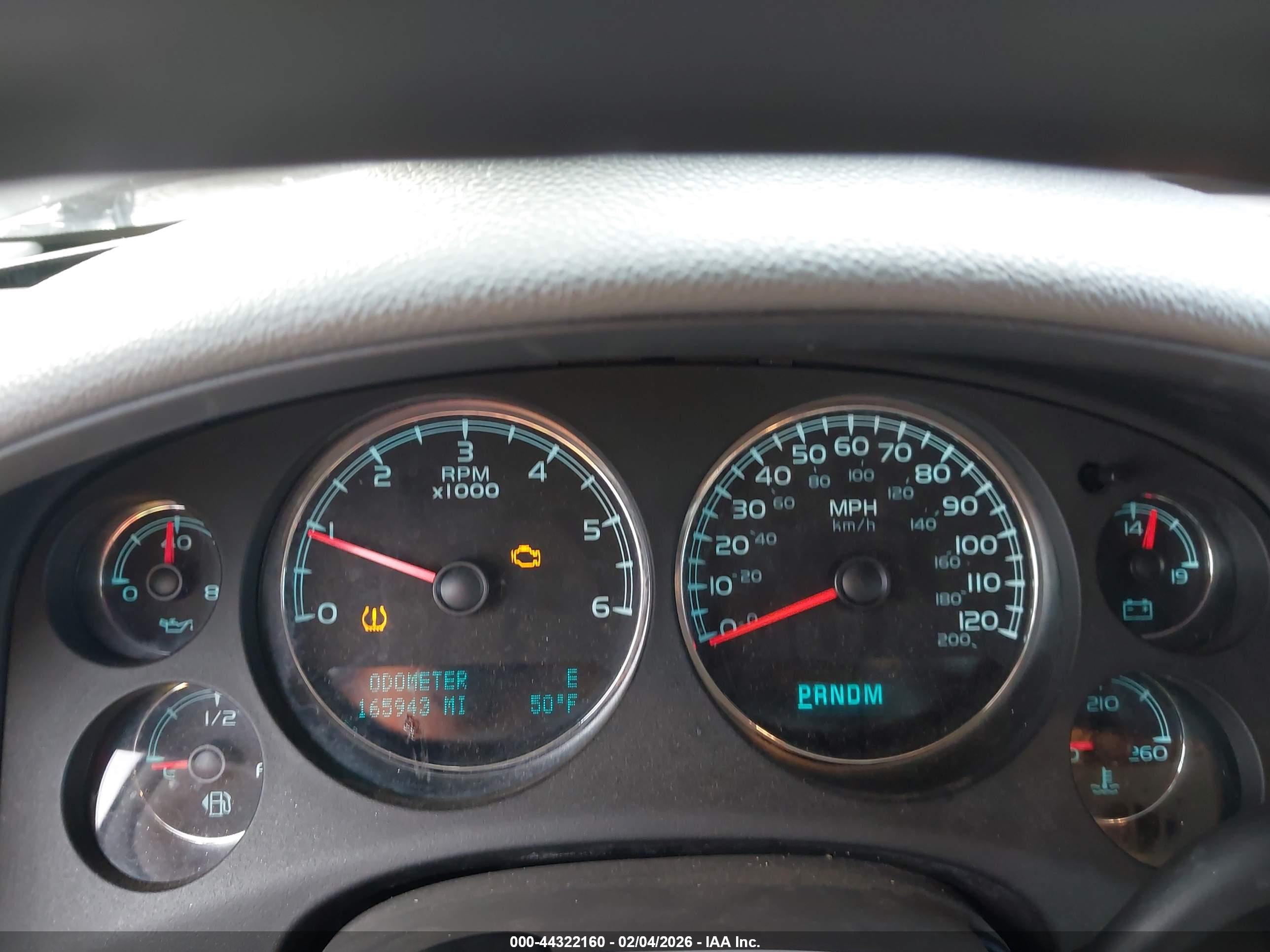 CHEVROLET TAHOE image 7