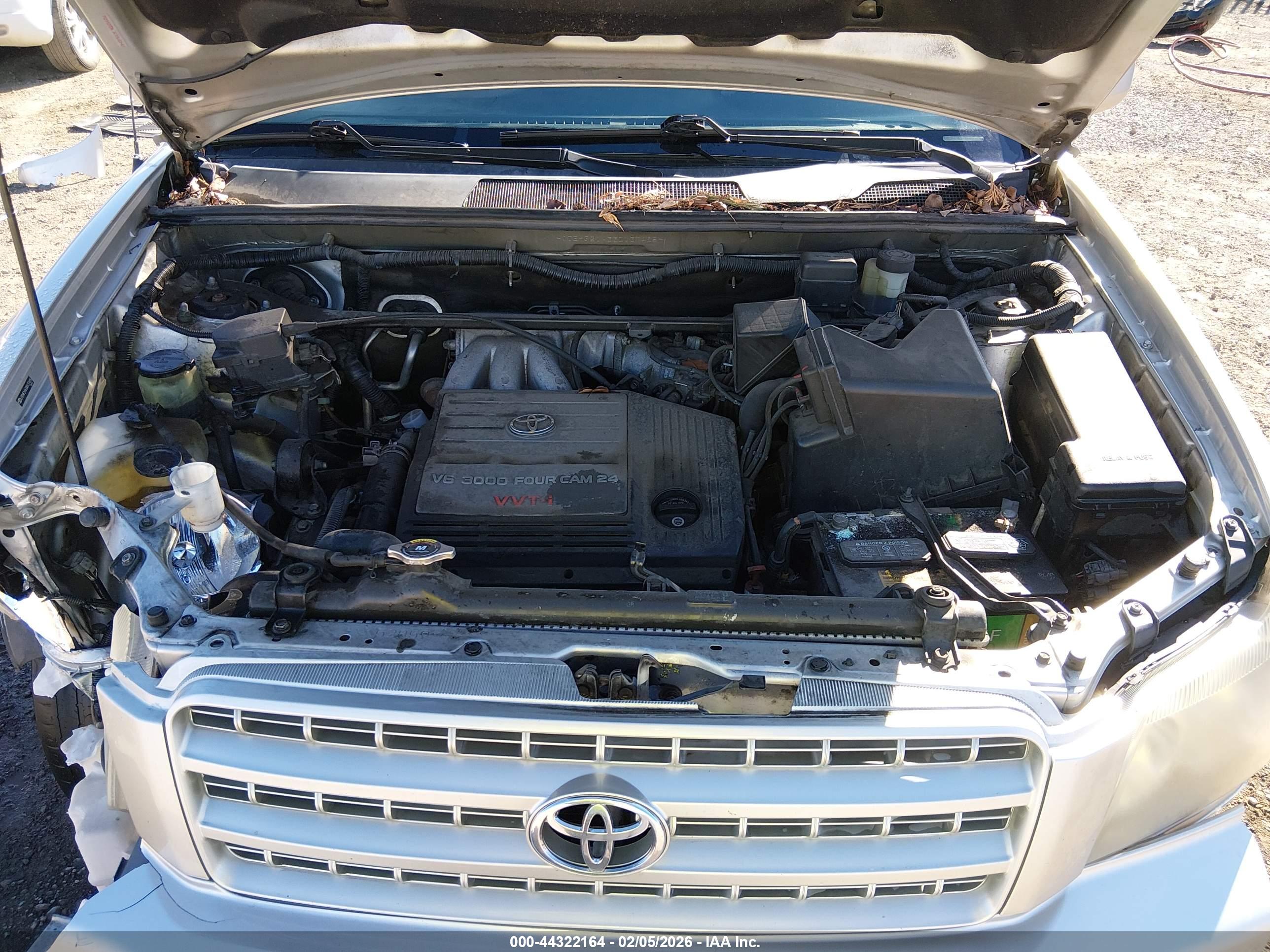 TOYOTA HIGHLANDER image 10