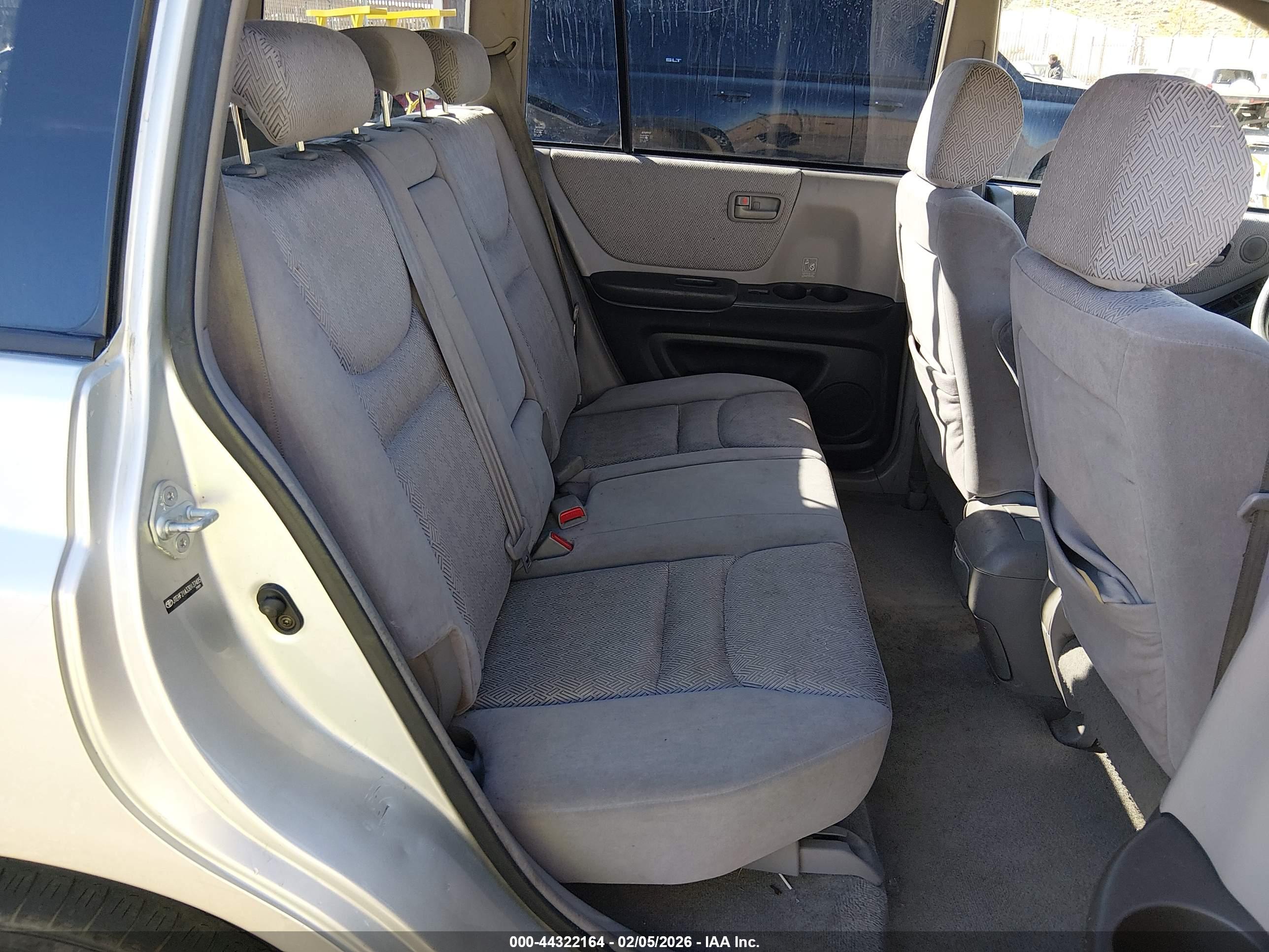 TOYOTA HIGHLANDER image 8