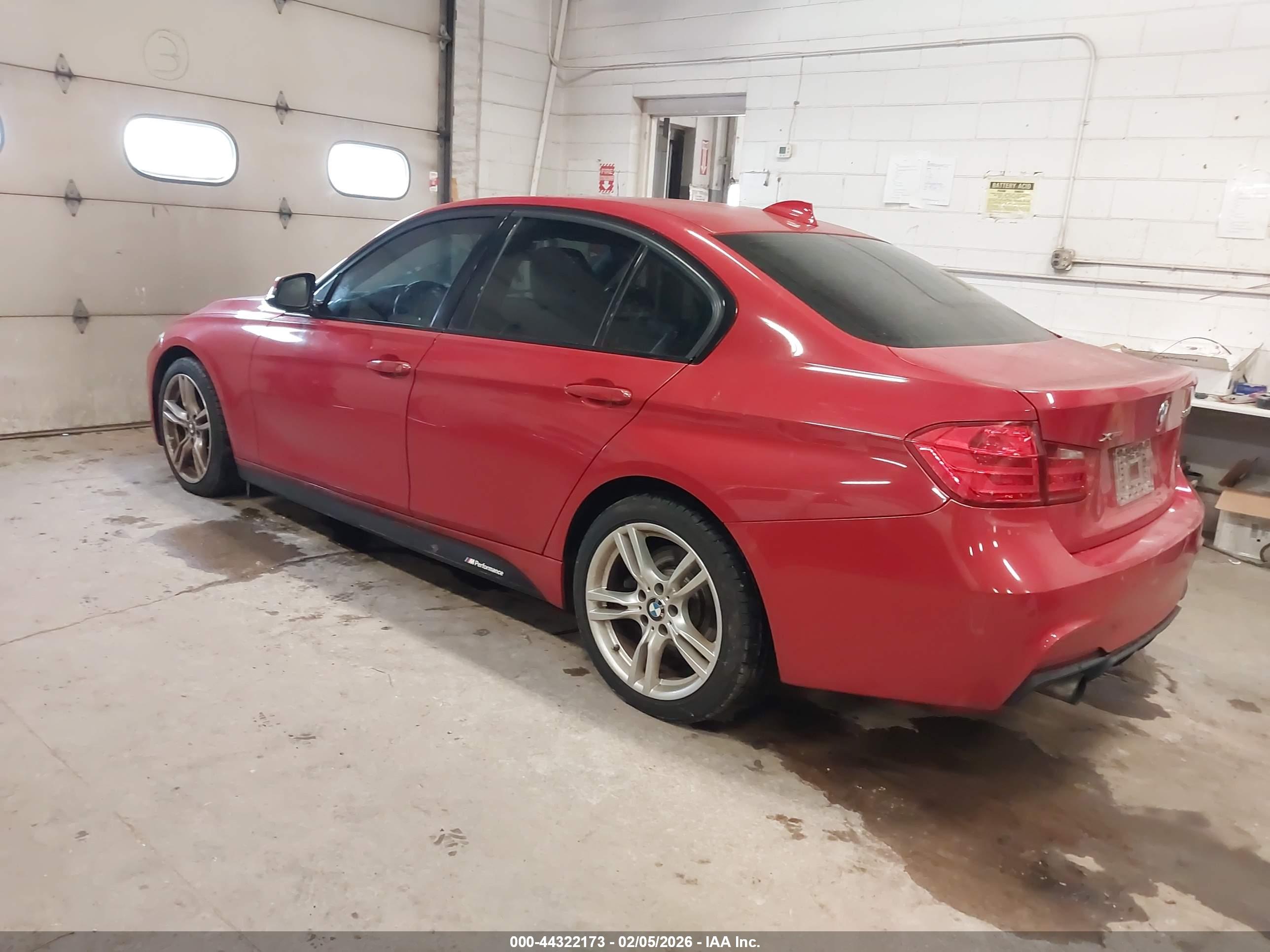 BMW 335I image 3